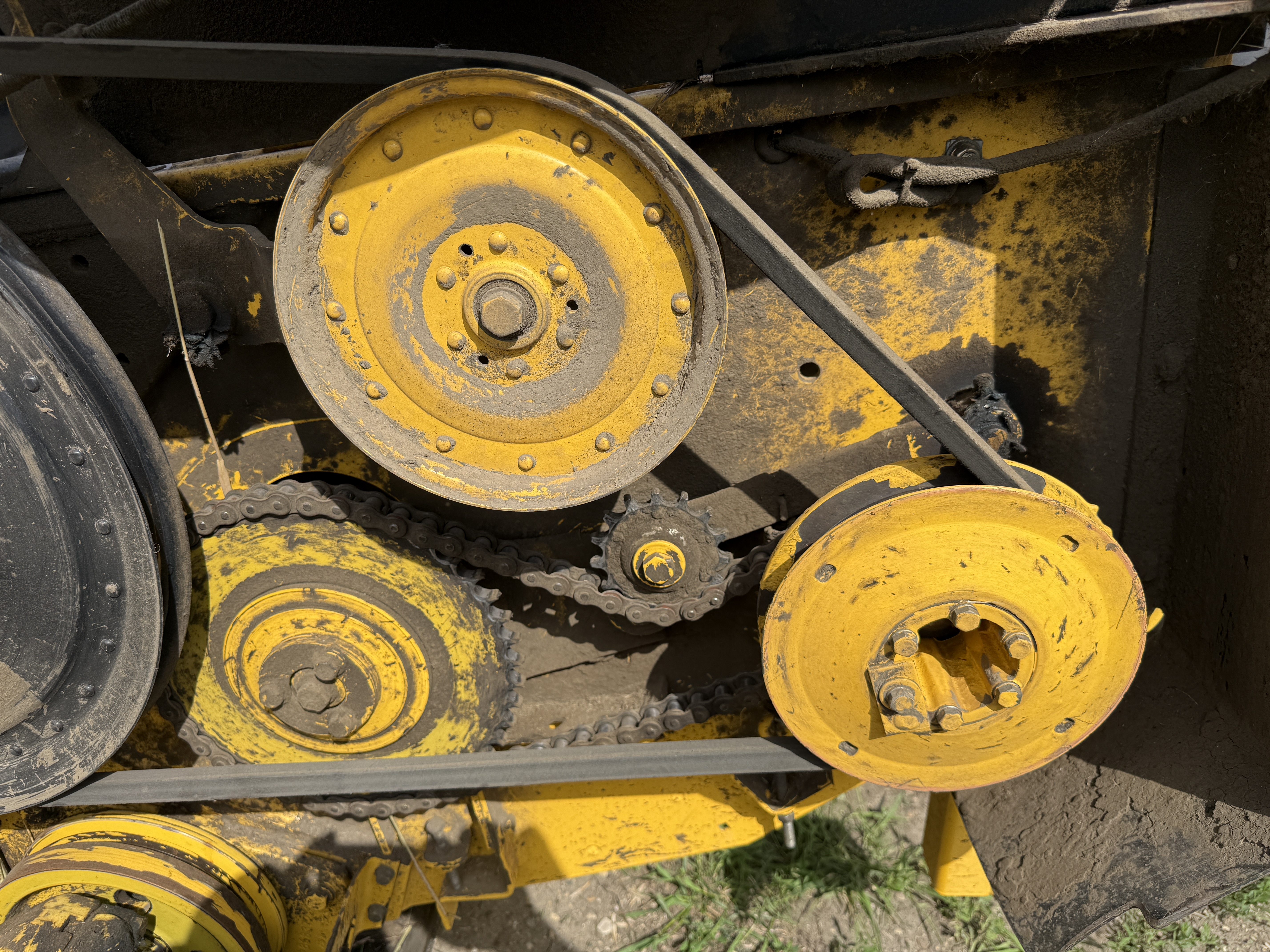 2011 New Holland HS16 Header Hay