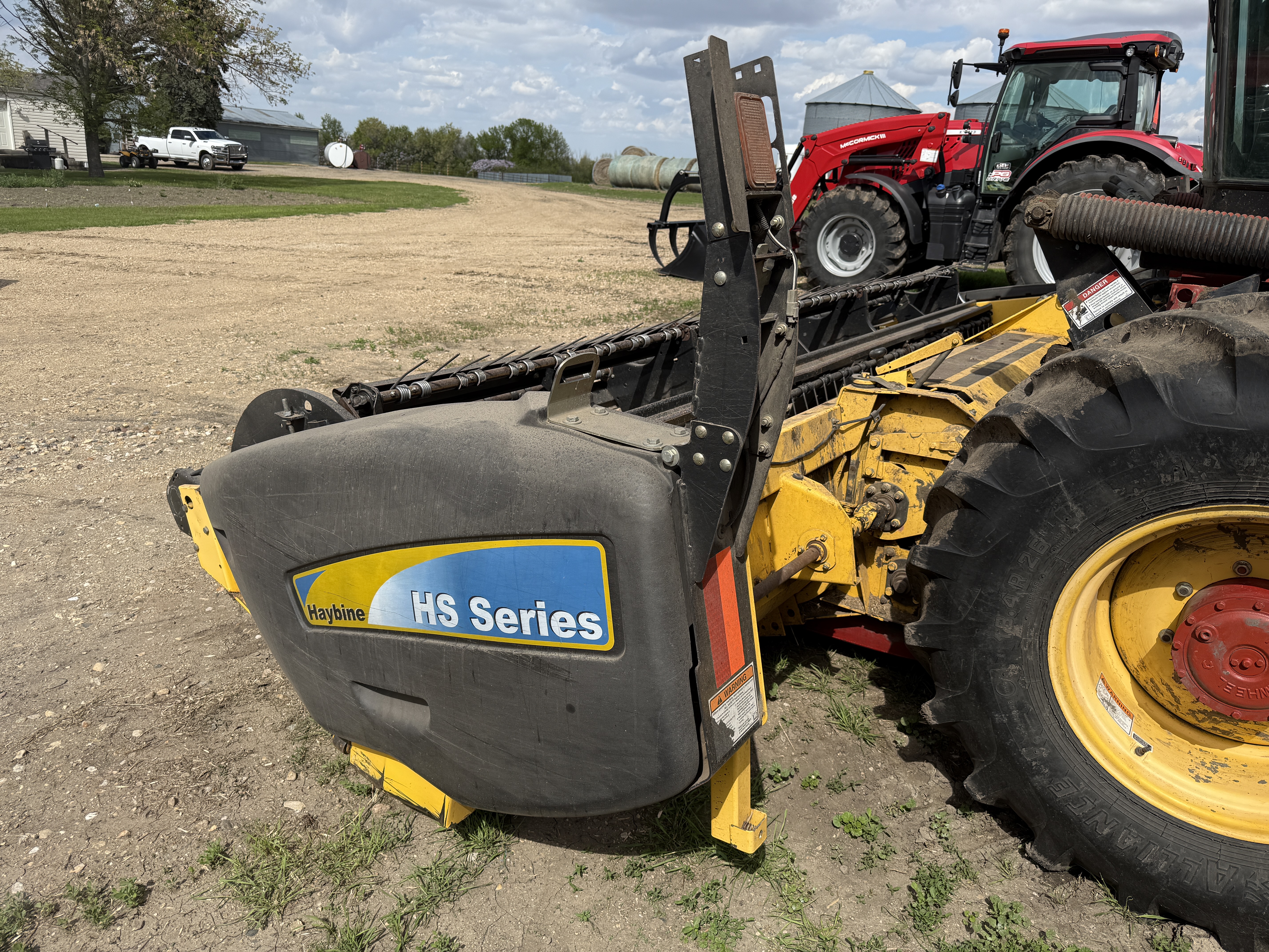 2011 New Holland HS16 Header Hay
