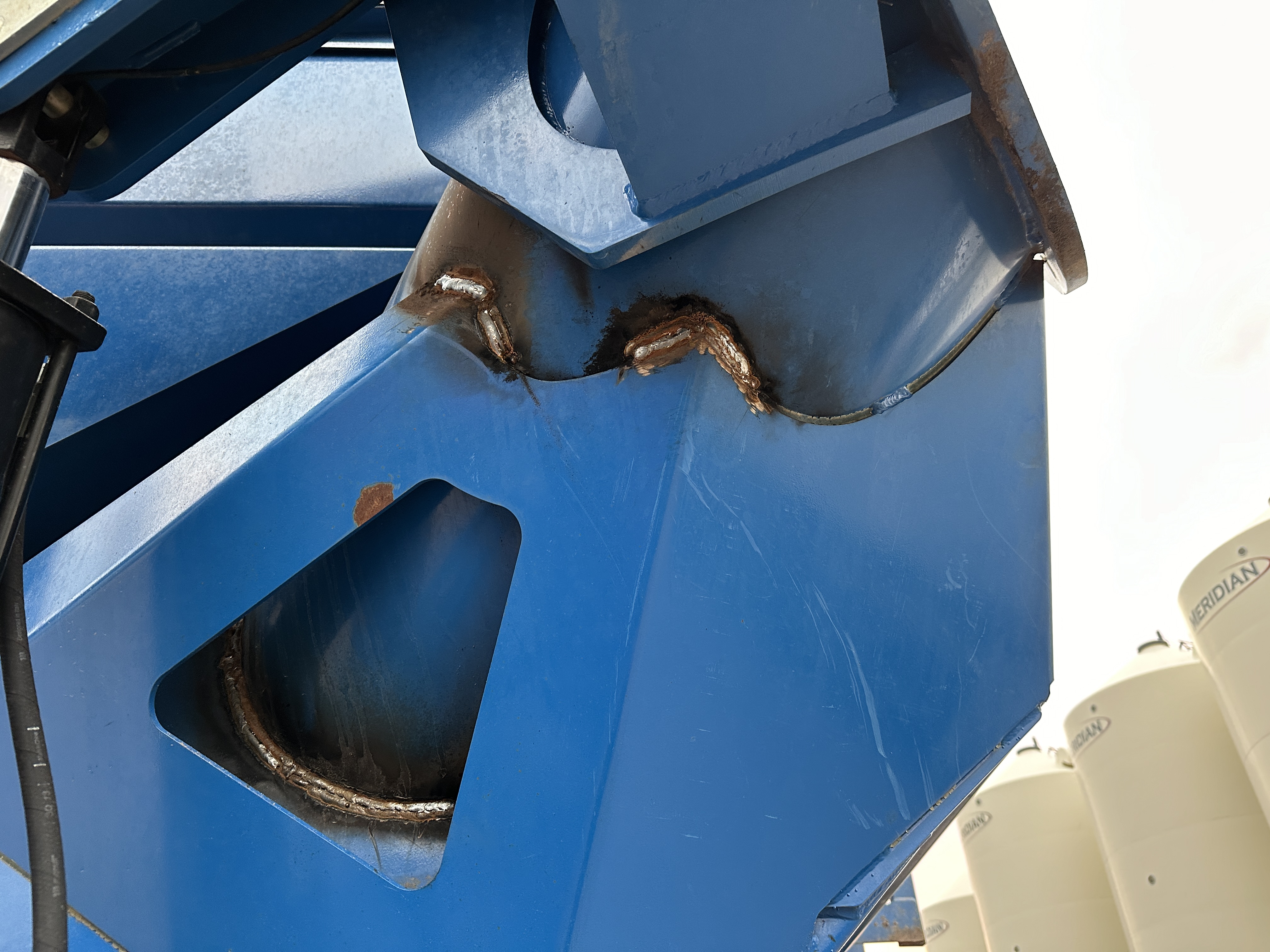 2014 Brandt 1322XR Grain Cart