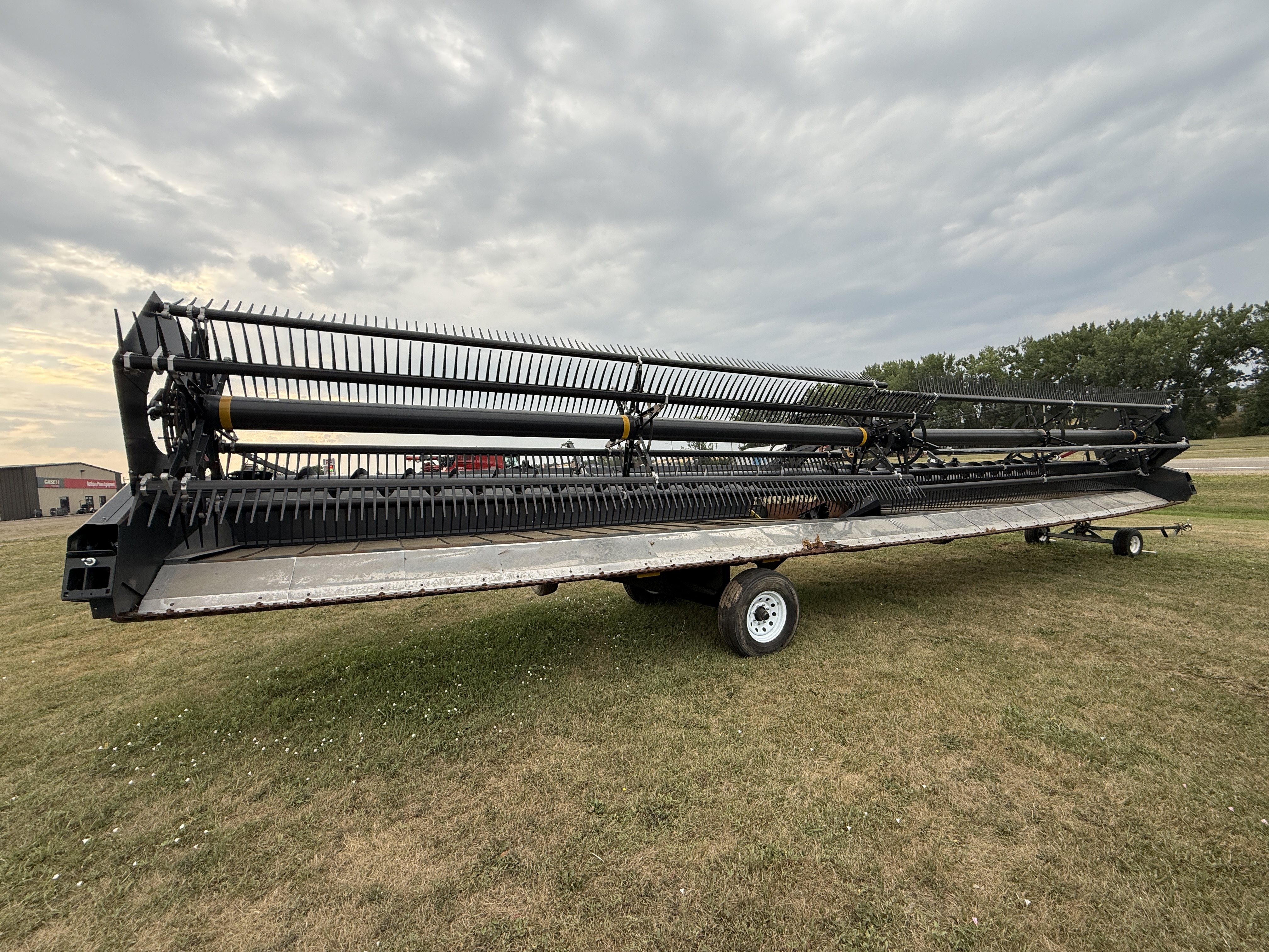 2023 Honey Bee AF240 Header Draper