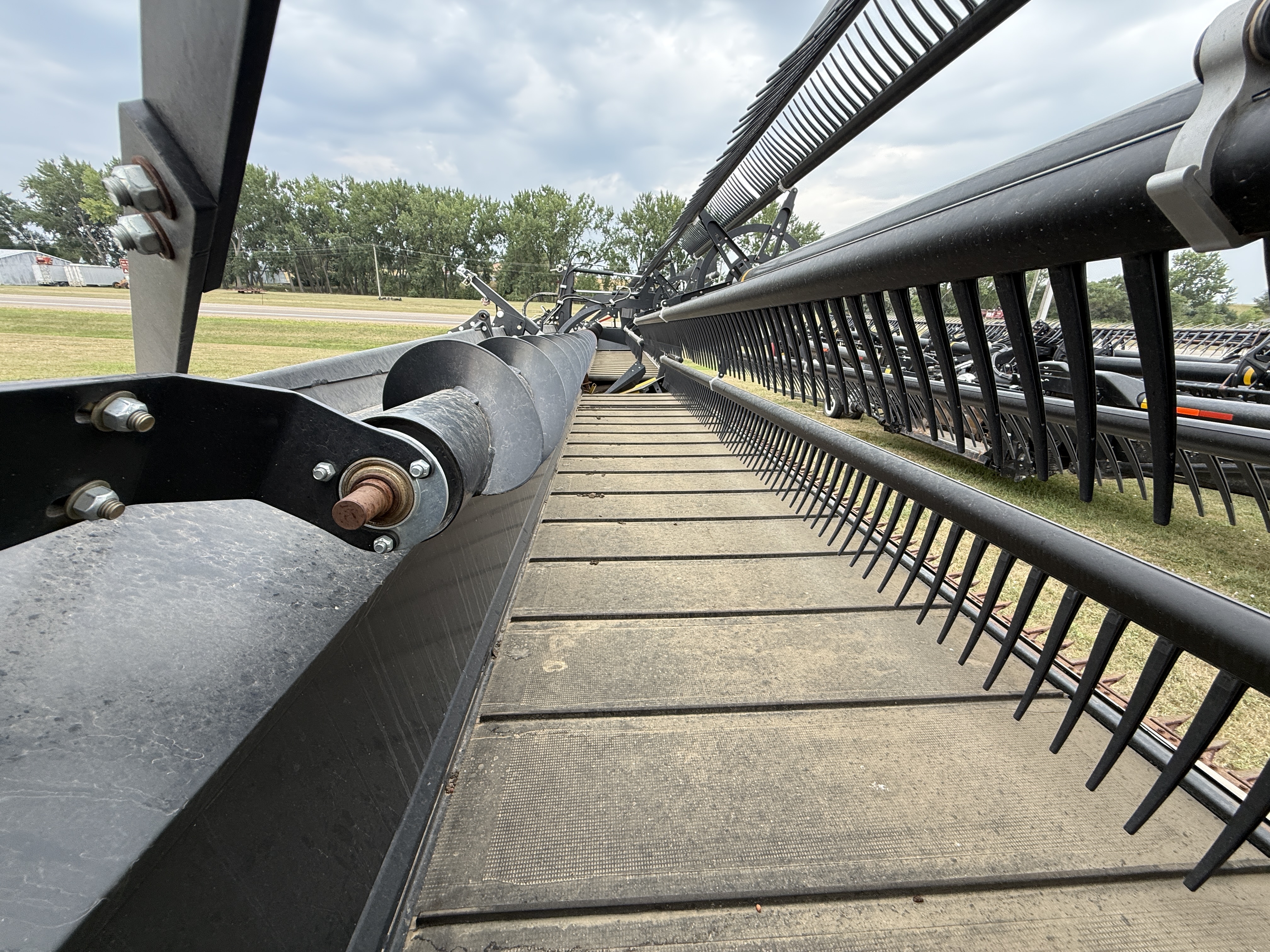 2023 Honey Bee AF240 Header Draper