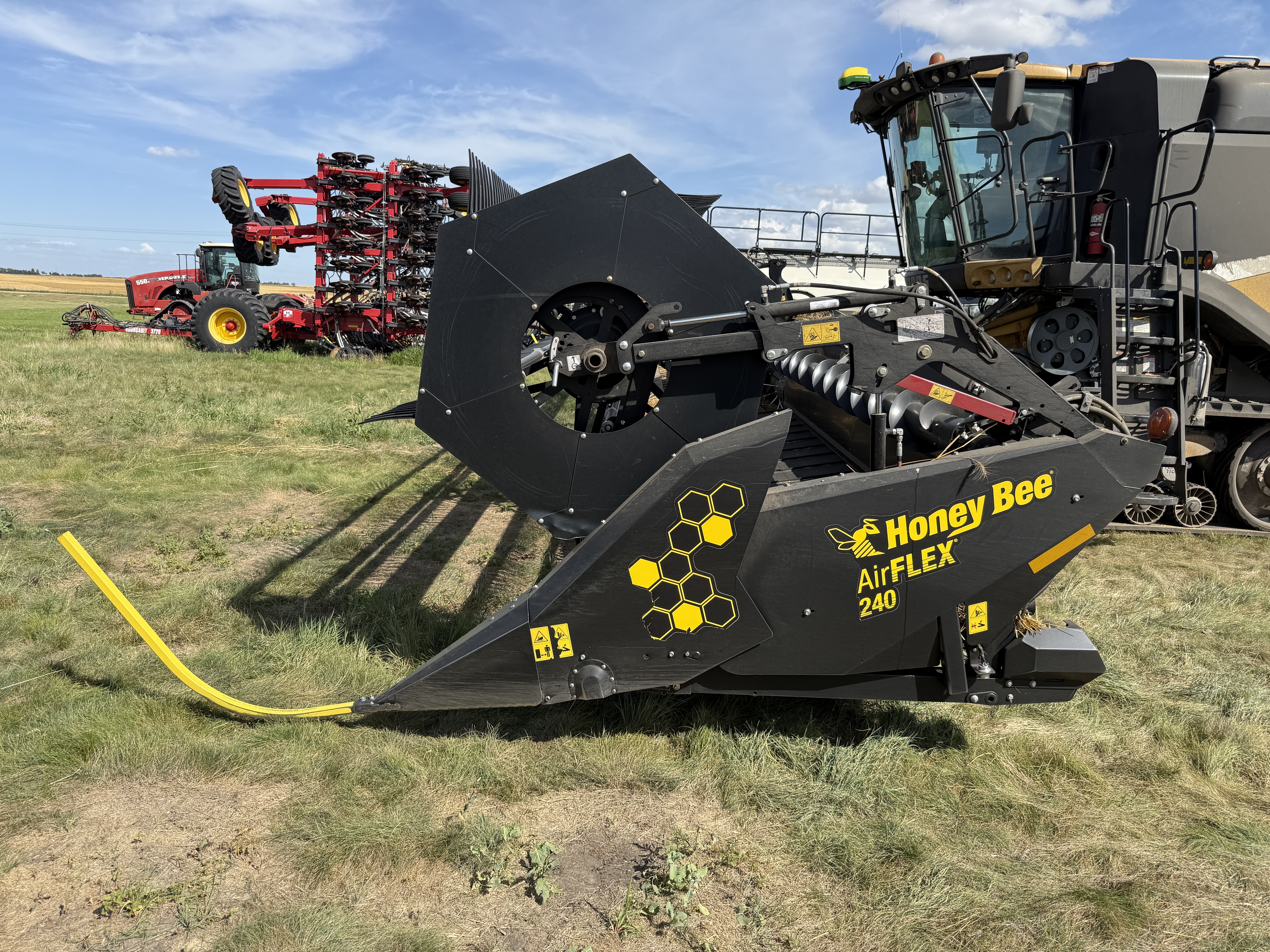2023 Honey Bee AF240 Header Draper