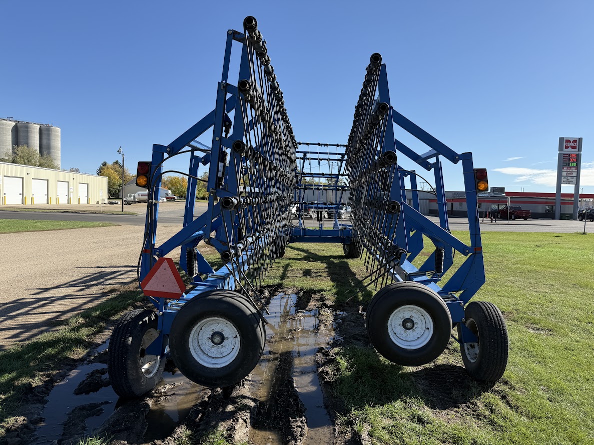 2013 Brandt 7000 Harrow