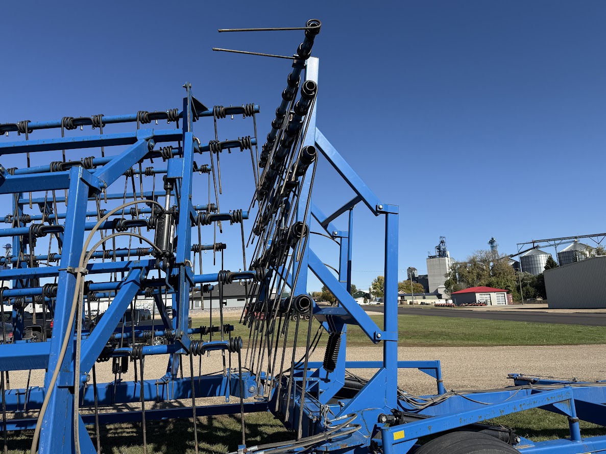 2013 Brandt 7000 Harrow