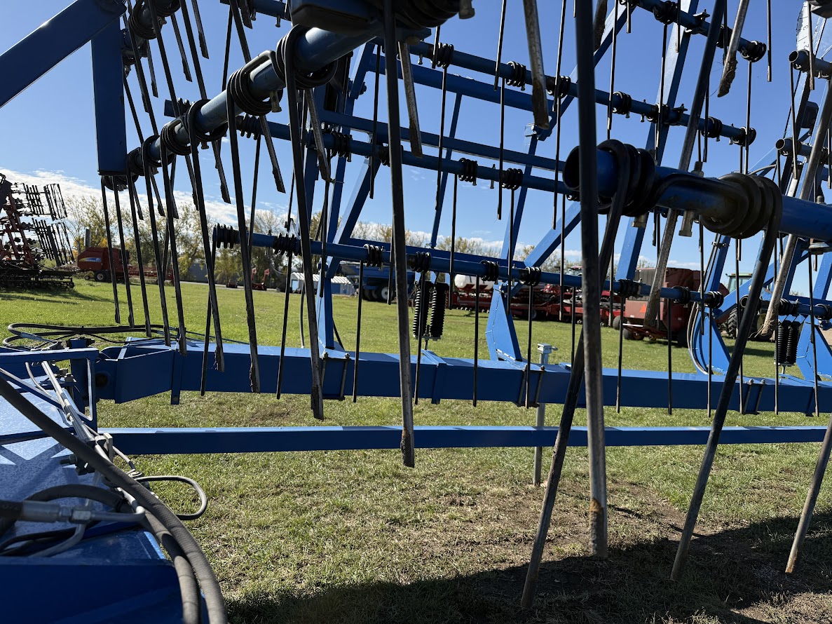 2013 Brandt 7000 Harrow