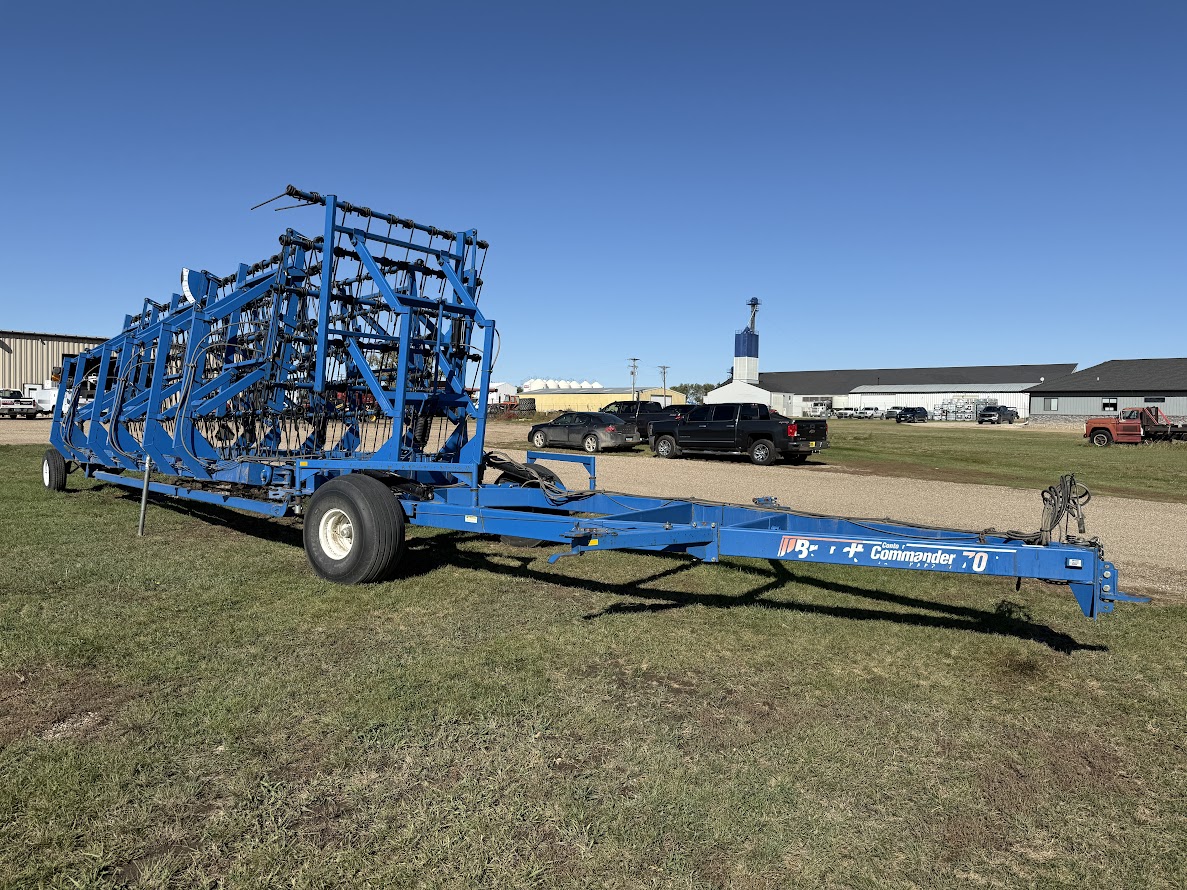2013 Brandt 7000 Harrow