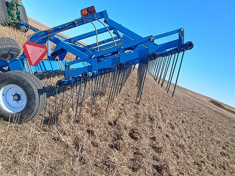 2013 Brandt 7000 Harrow