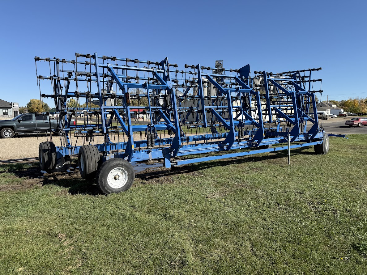 2013 Brandt 7000 Harrow