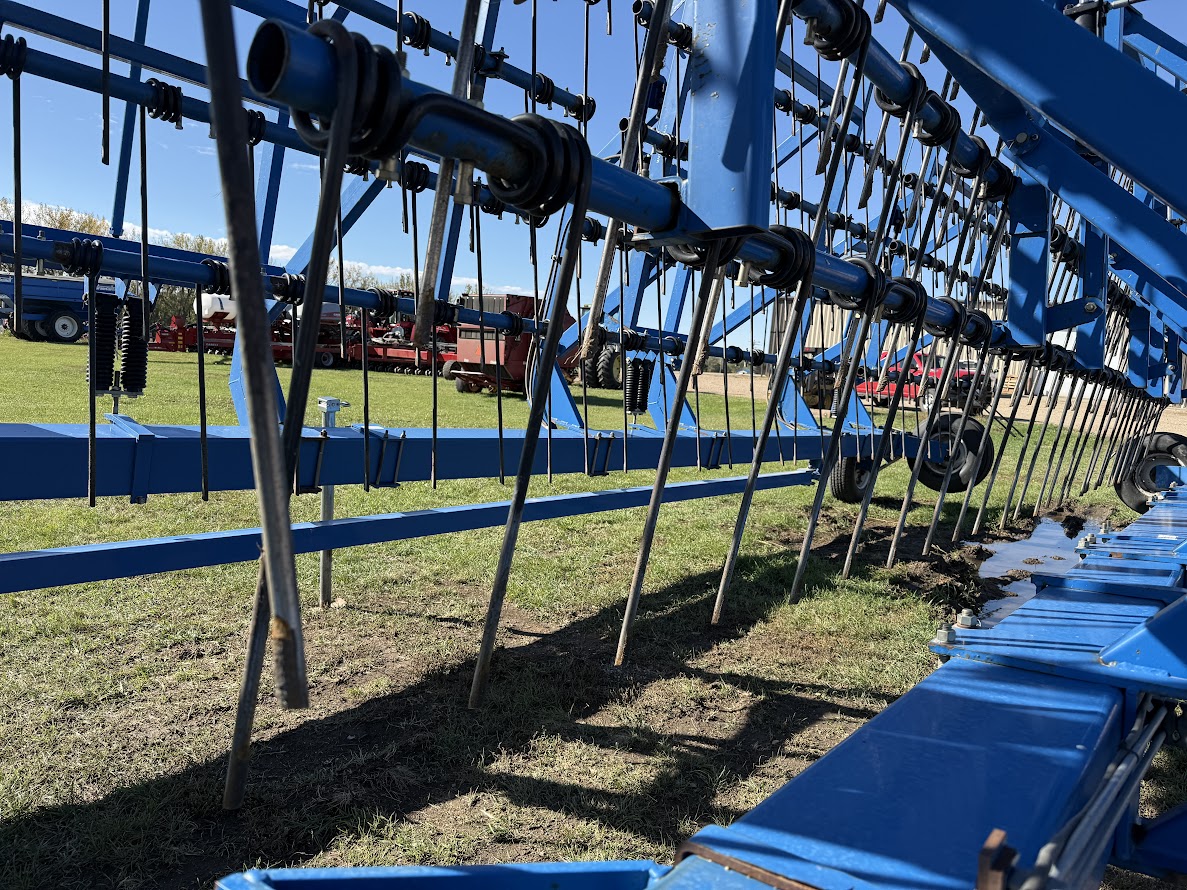 2013 Brandt 7000 Harrow