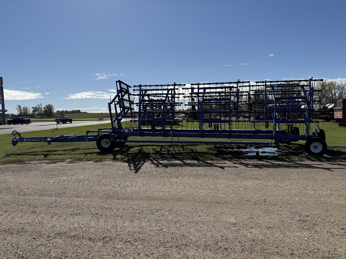 2013 Brandt 7000 Harrow