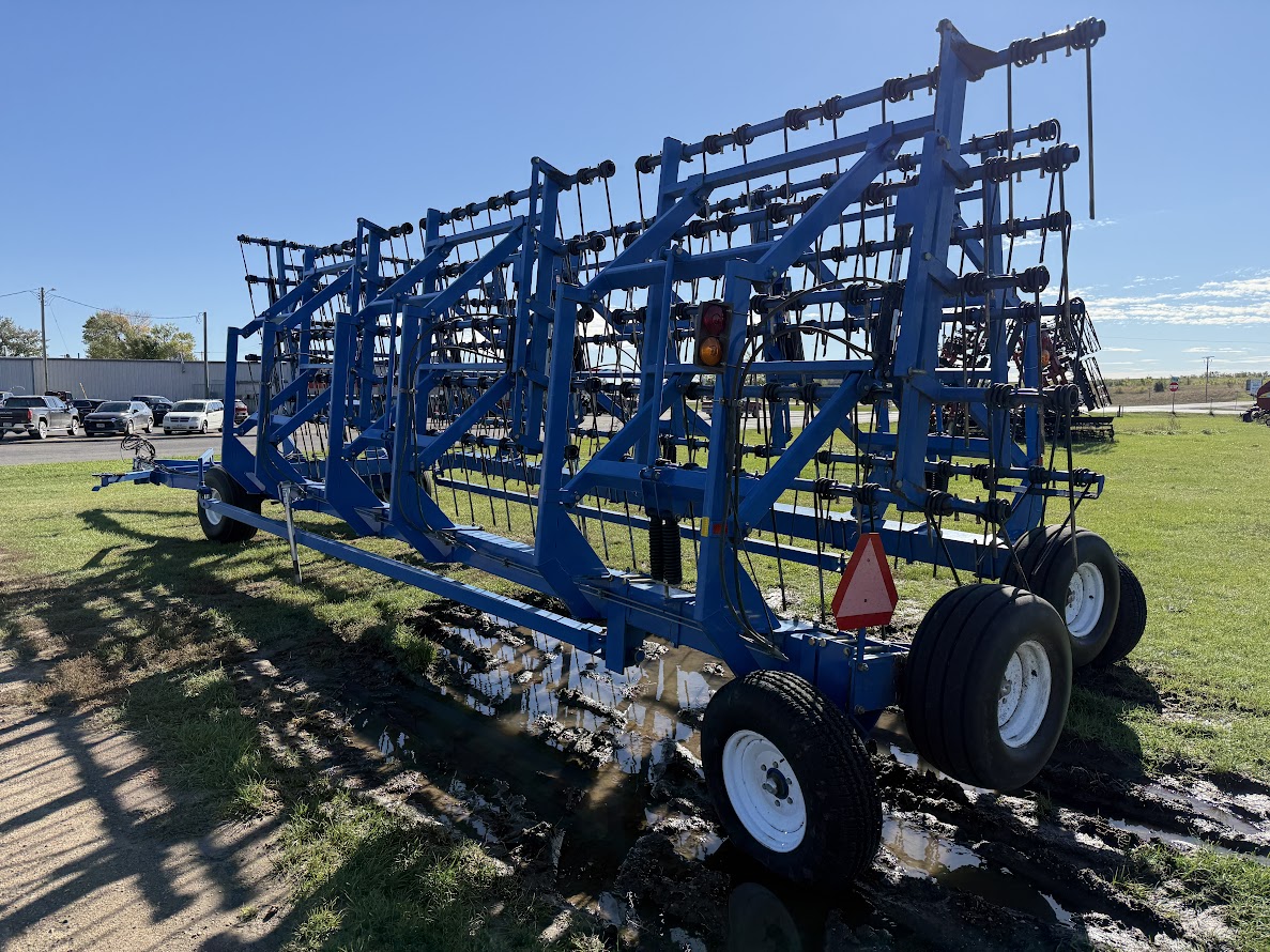 2013 Brandt 7000 Harrow