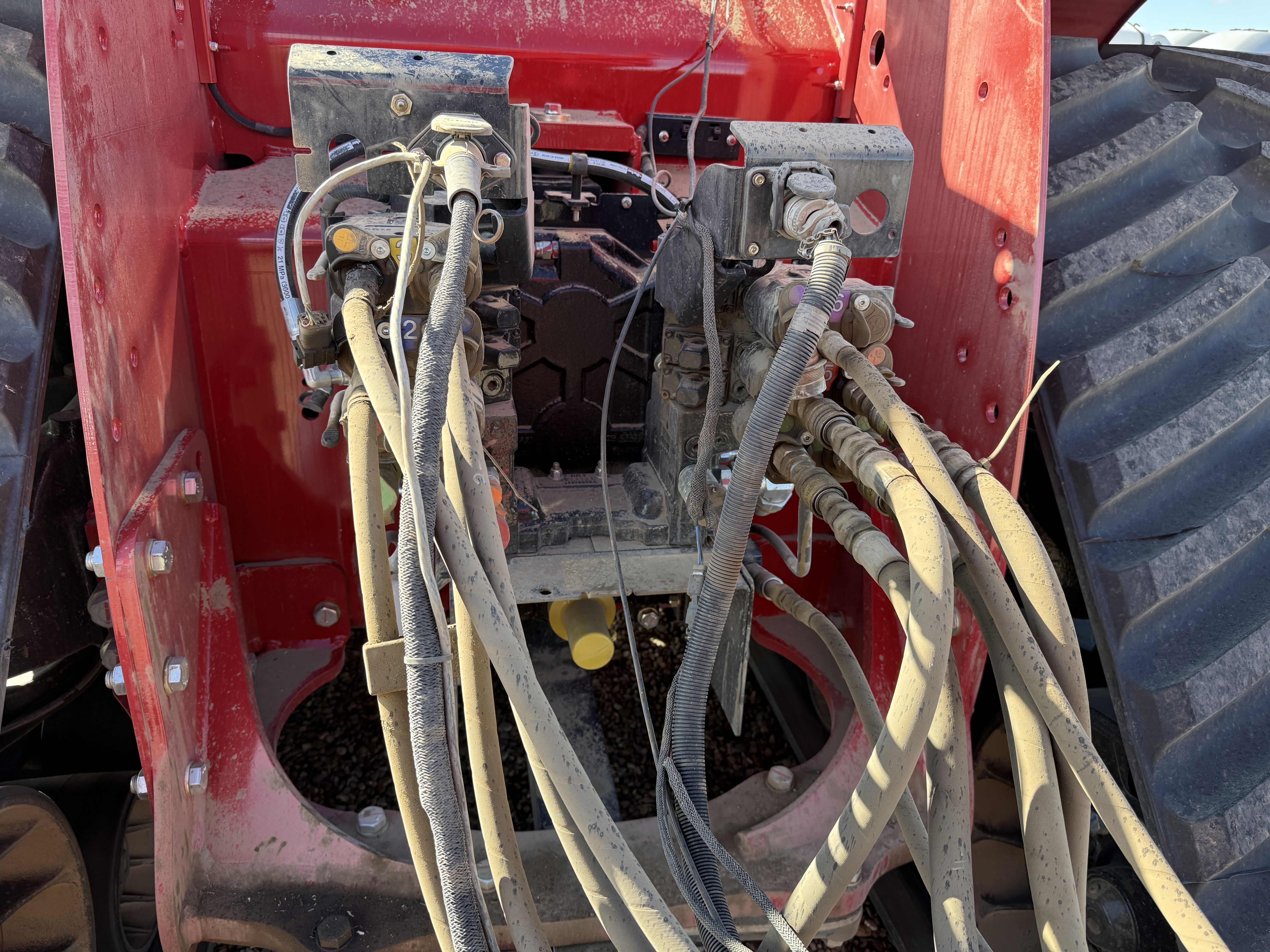 2025 Case IH Steiger 715 AFS Quad Tractor