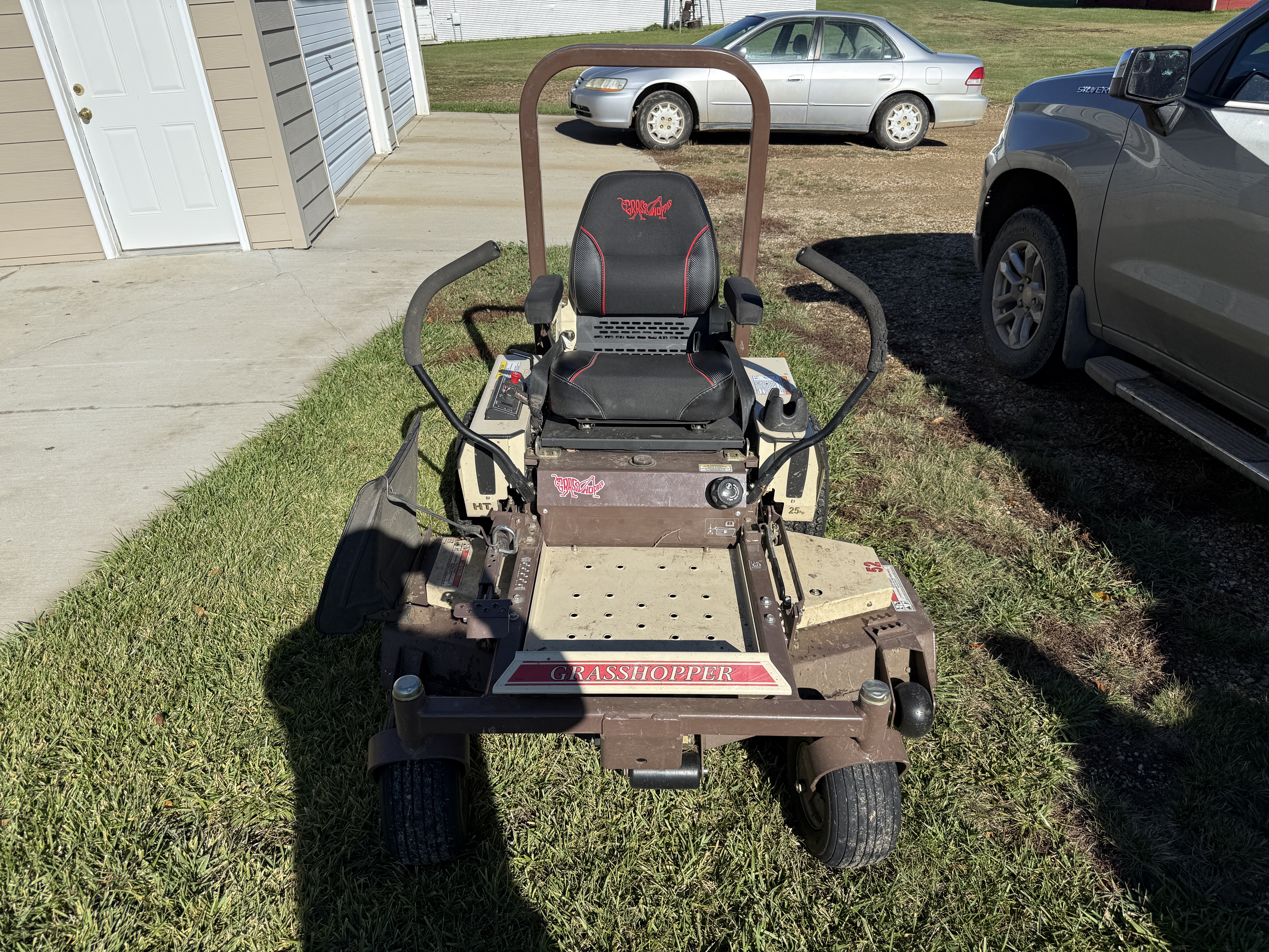 2023 Grasshopper 125V Mower/Zero Turn