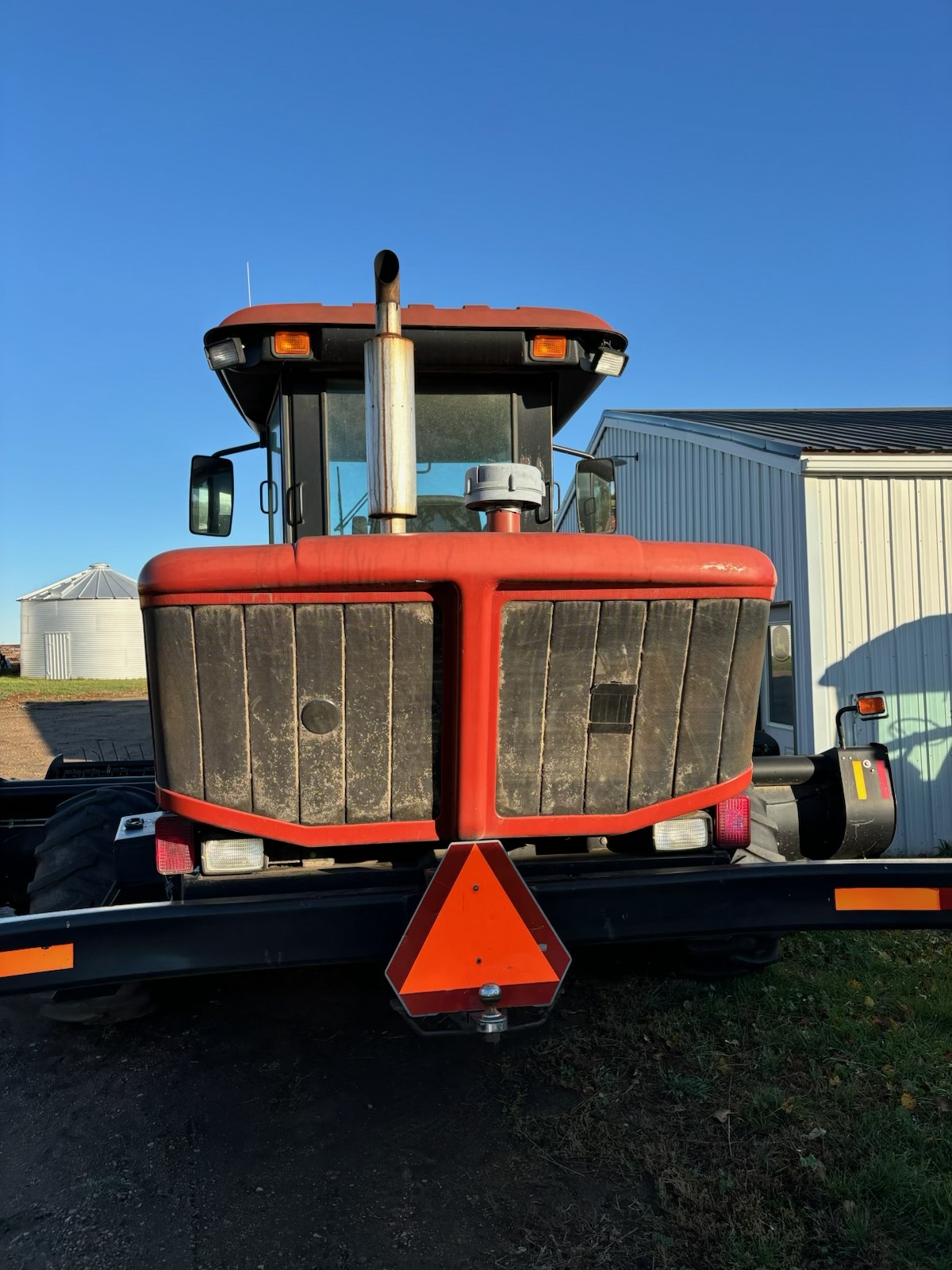 2001 Premier 2940 Windrower