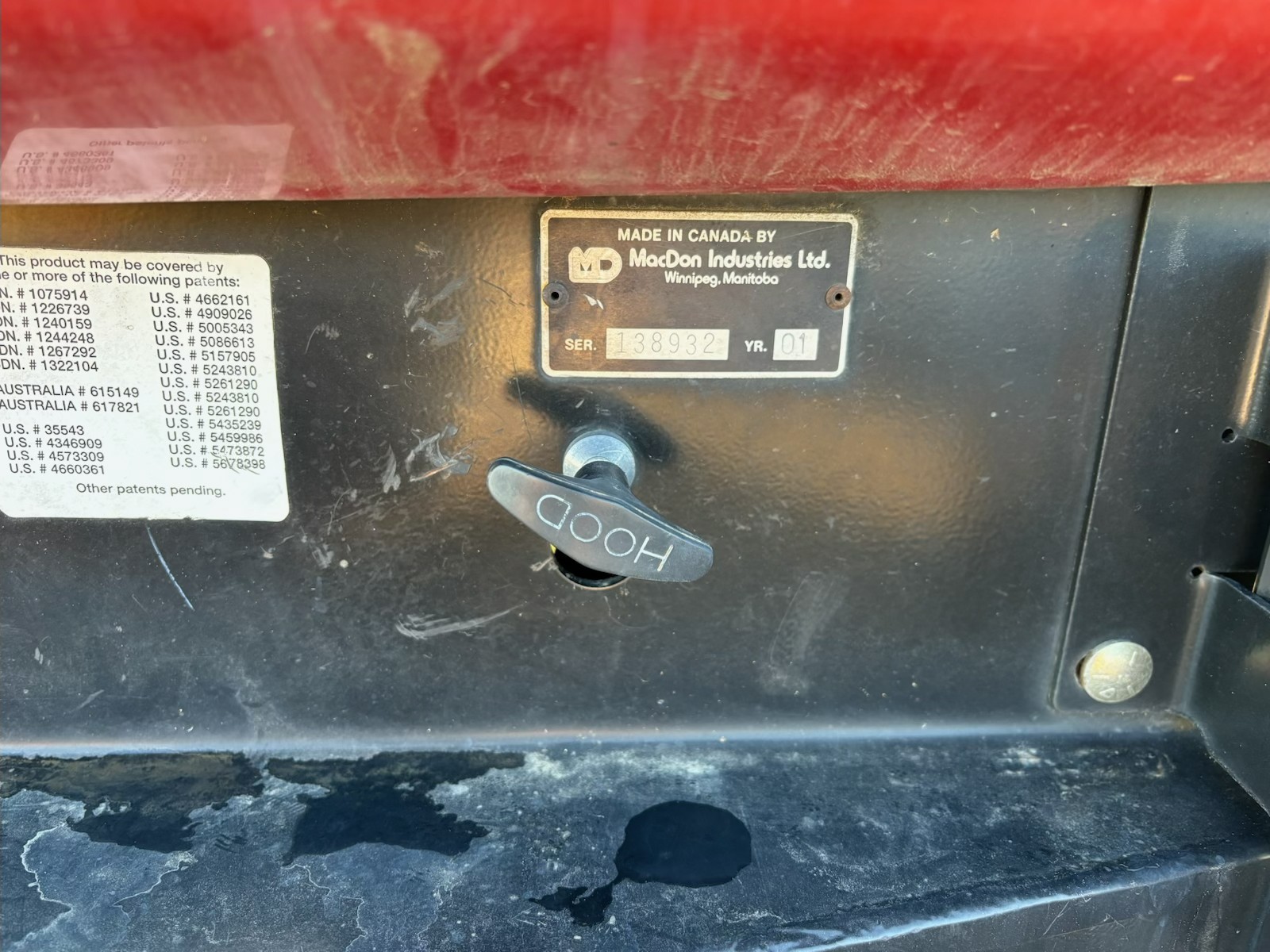 2001 Premier 2940 Windrower