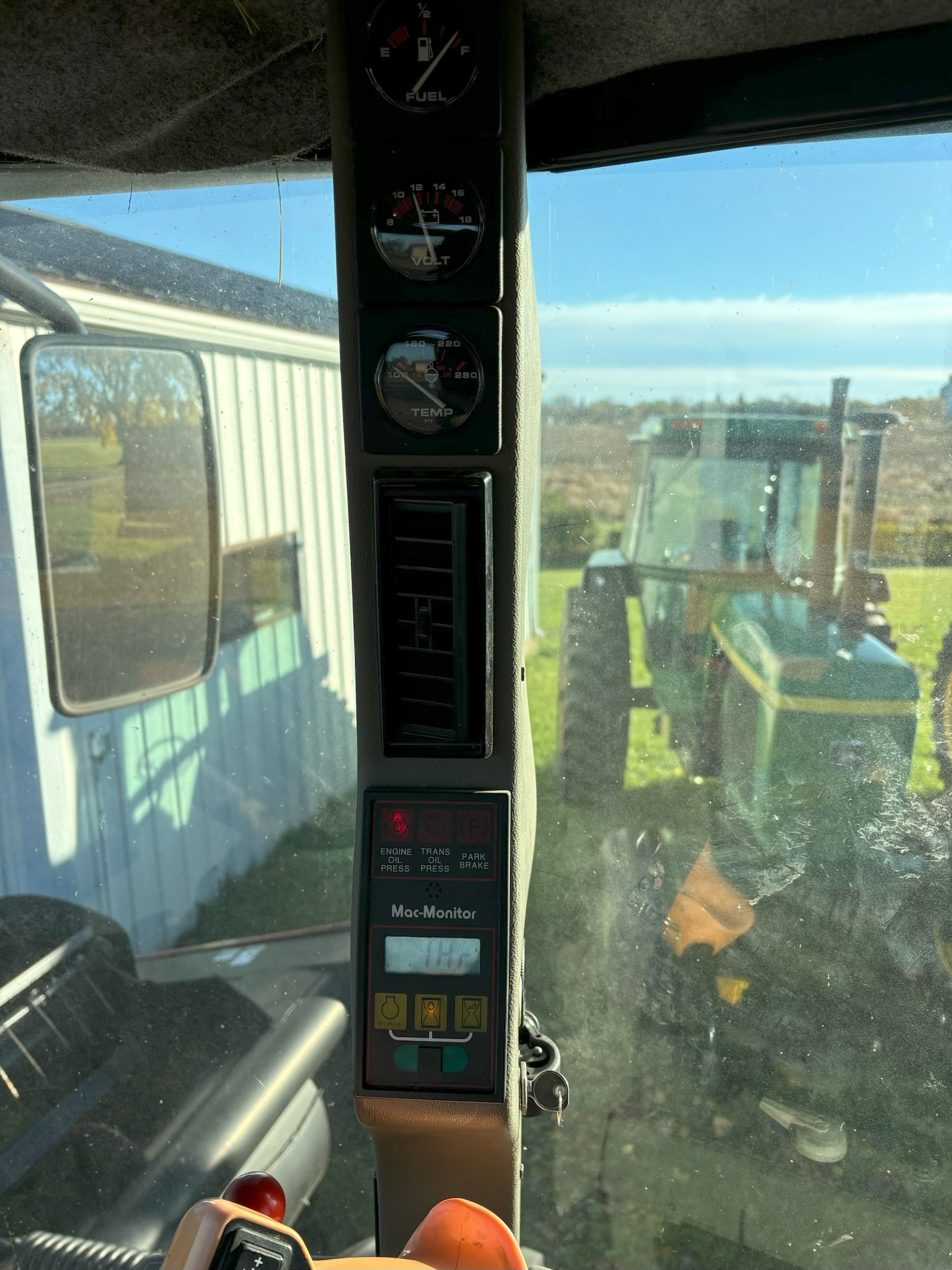 2001 Premier 2940 Windrower