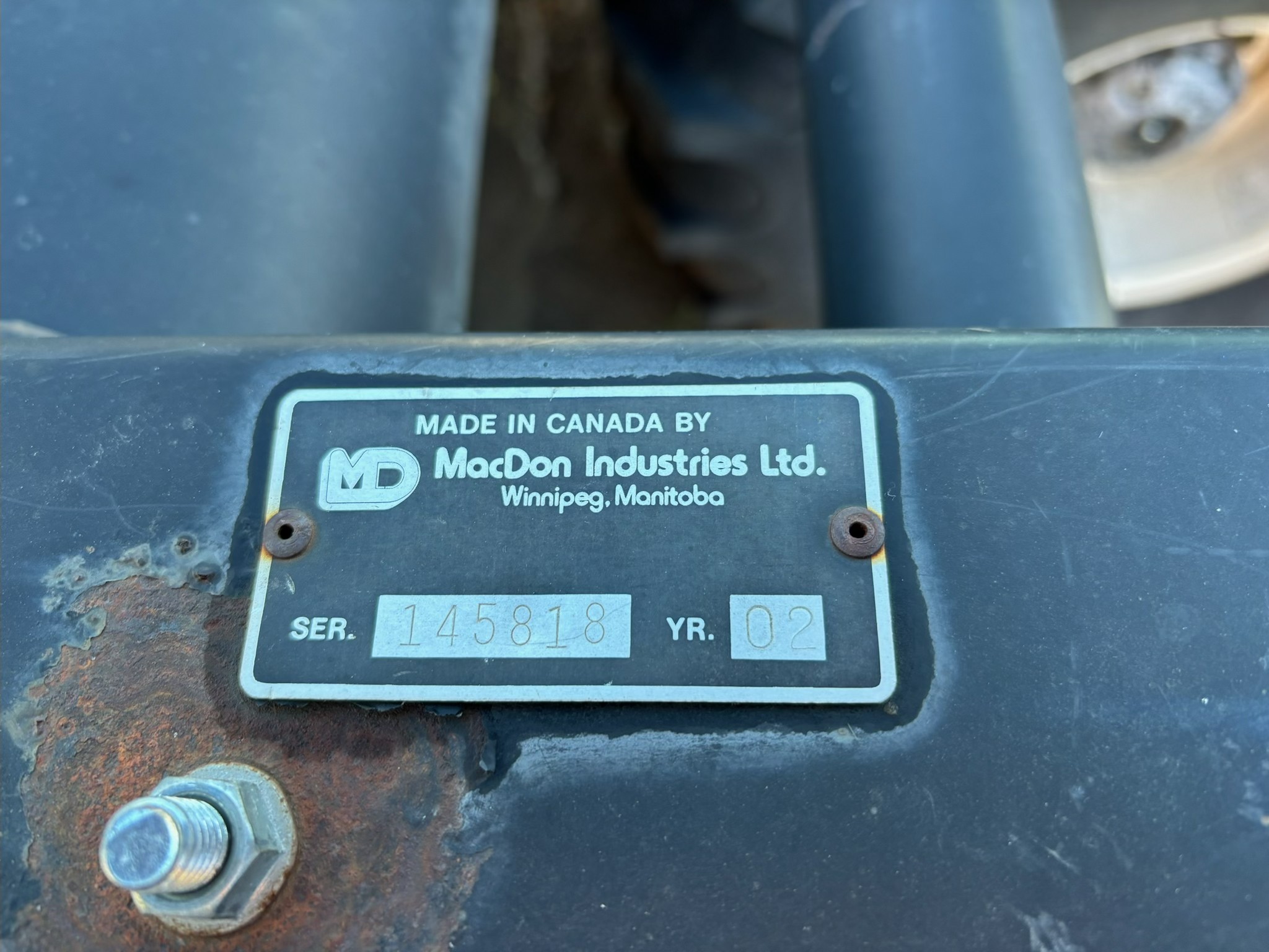 2001 Premier 2940 Windrower