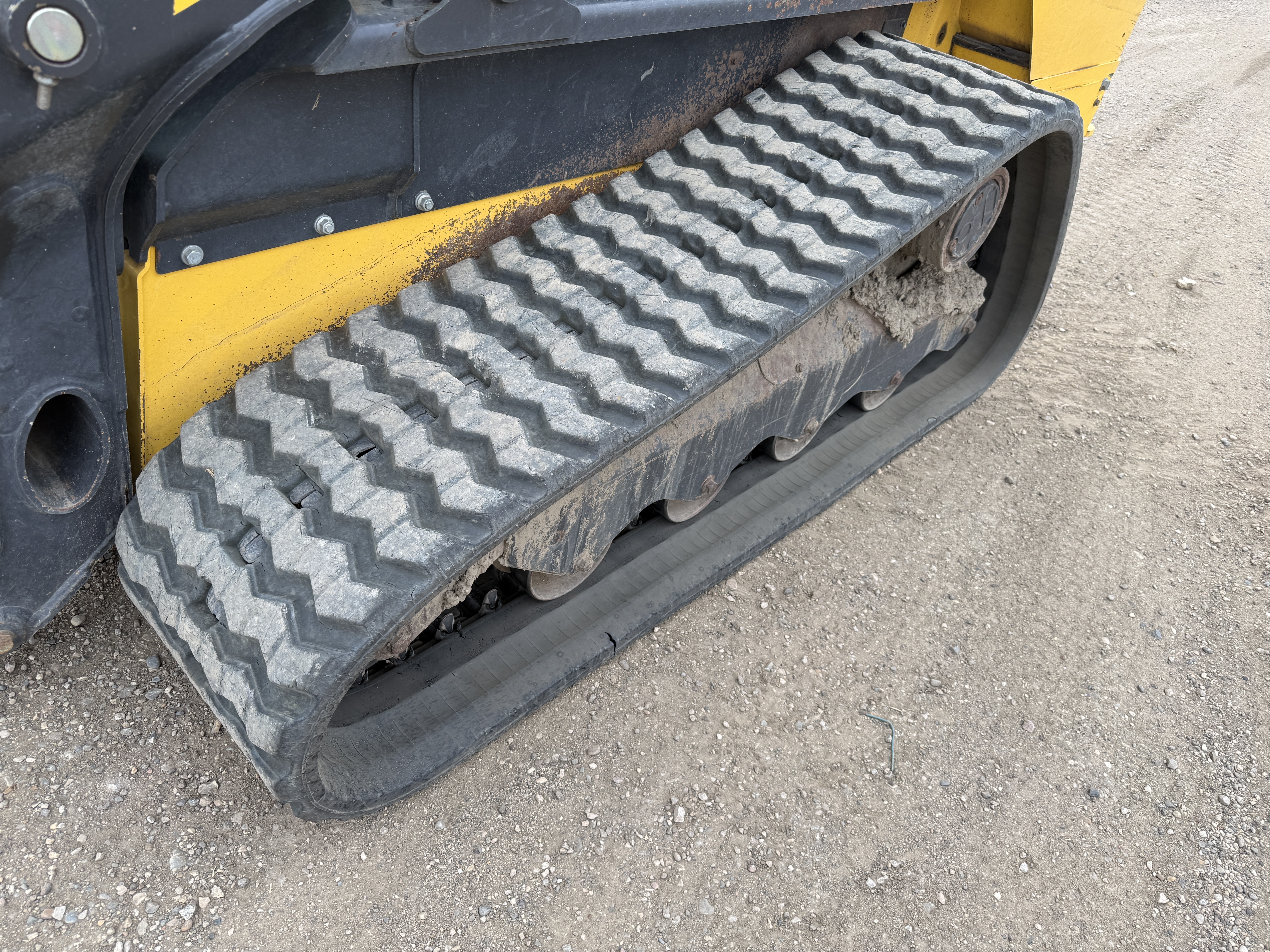 2023 New Holland C332 Skid Steer Loader