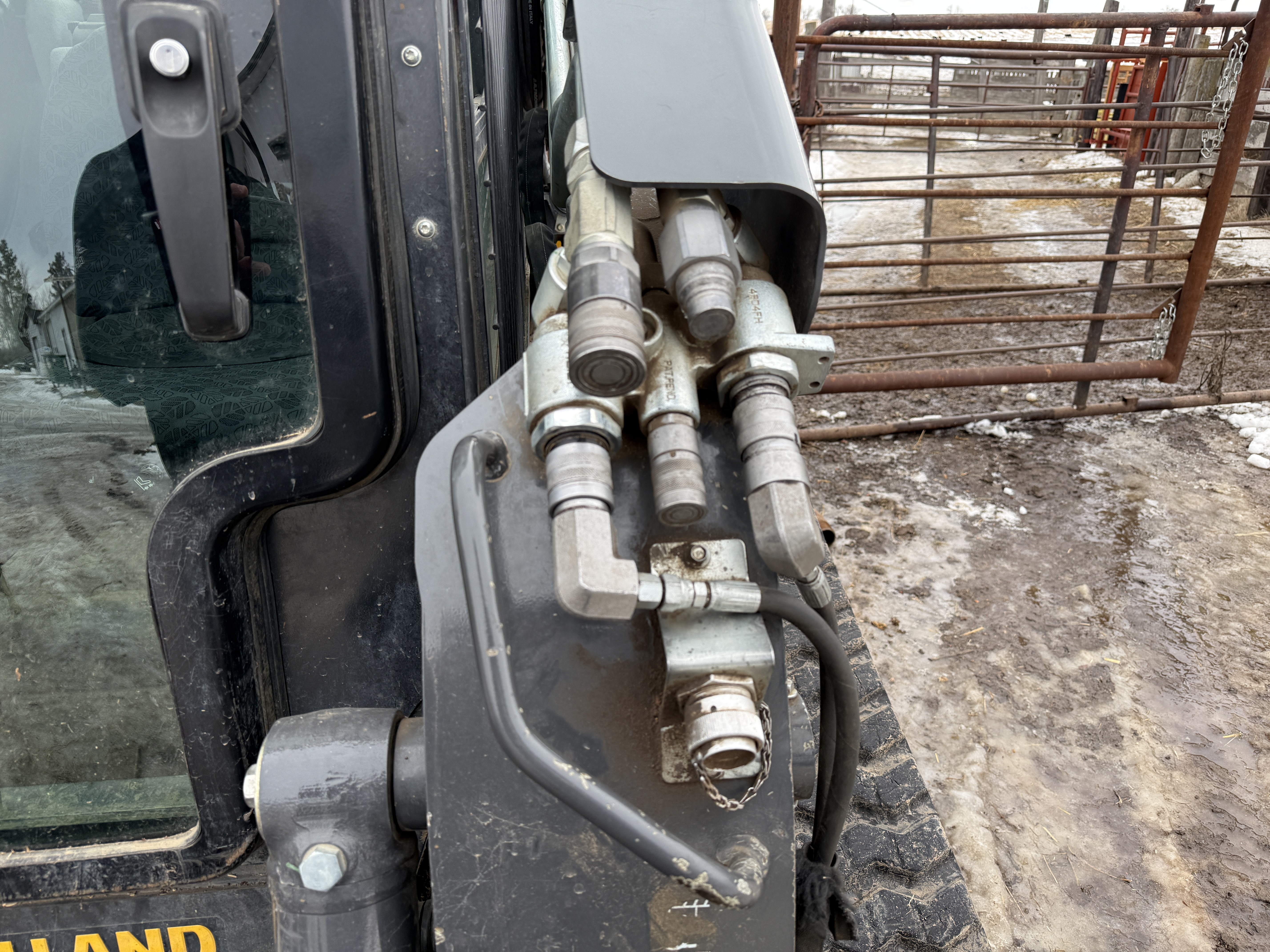 2023 New Holland C332 Skid Steer Loader