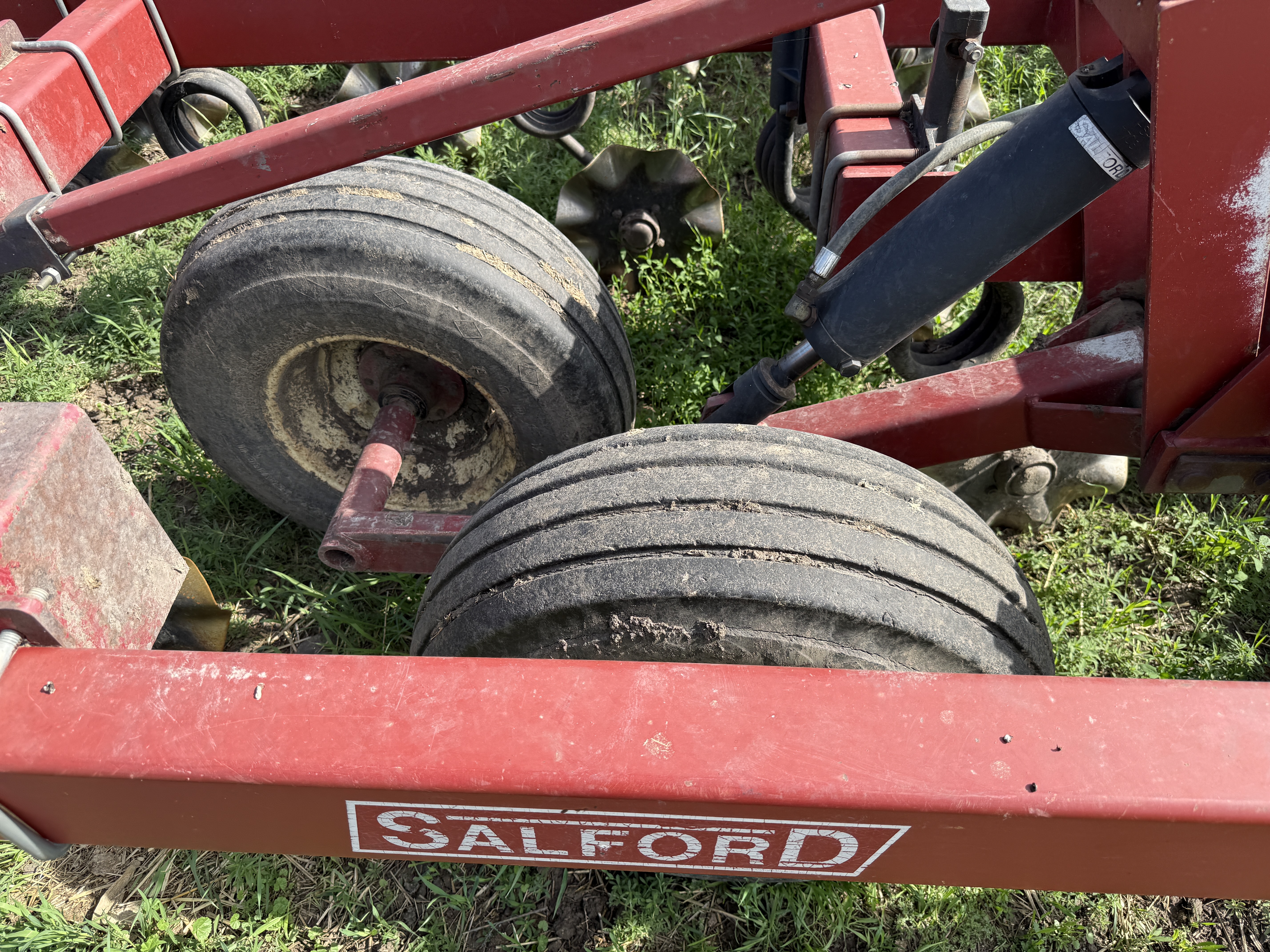 2007 Salford 570RTS Vertical Tillage