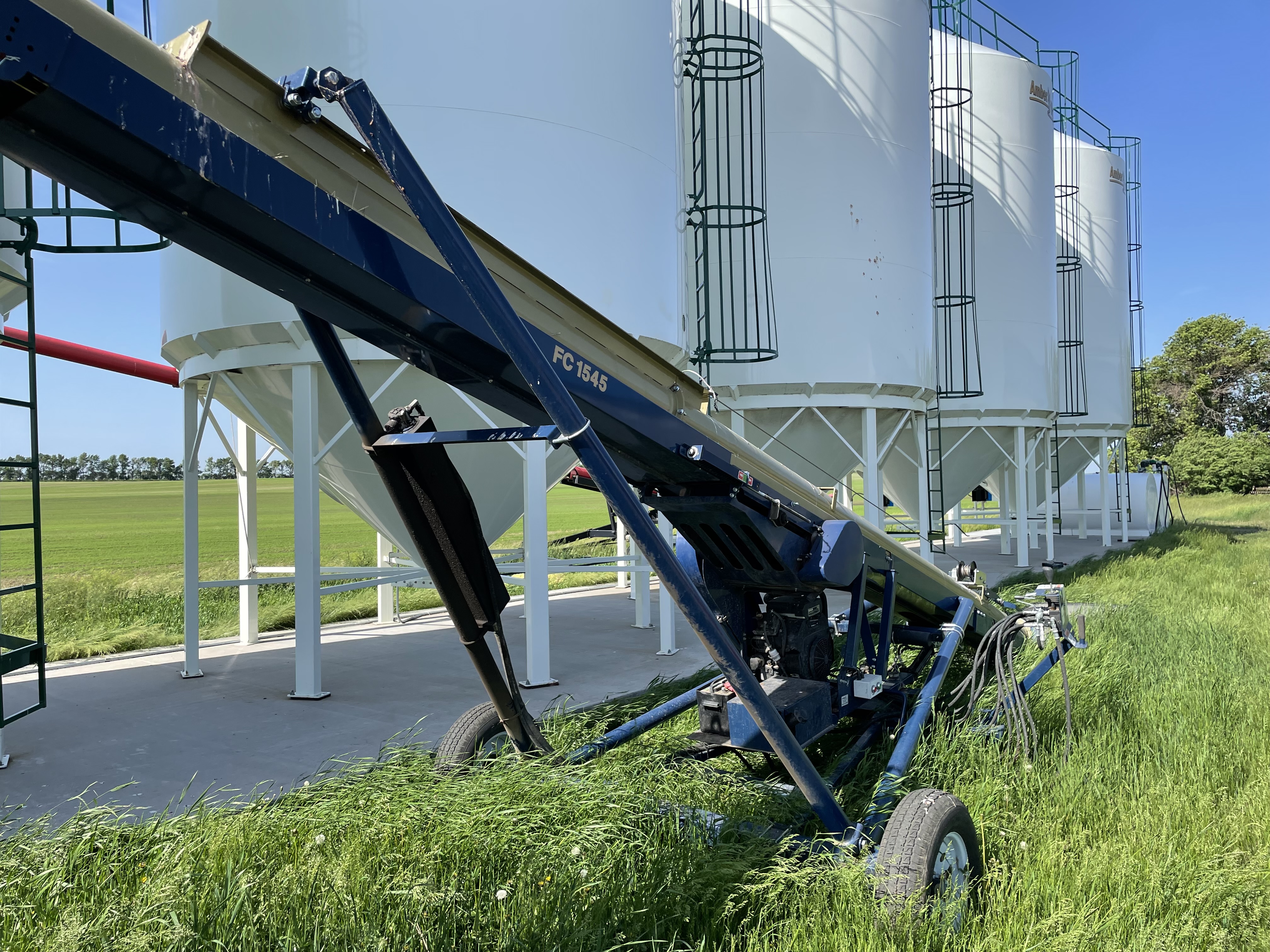 2015 Harvest International FC1545 Belt Conveyor