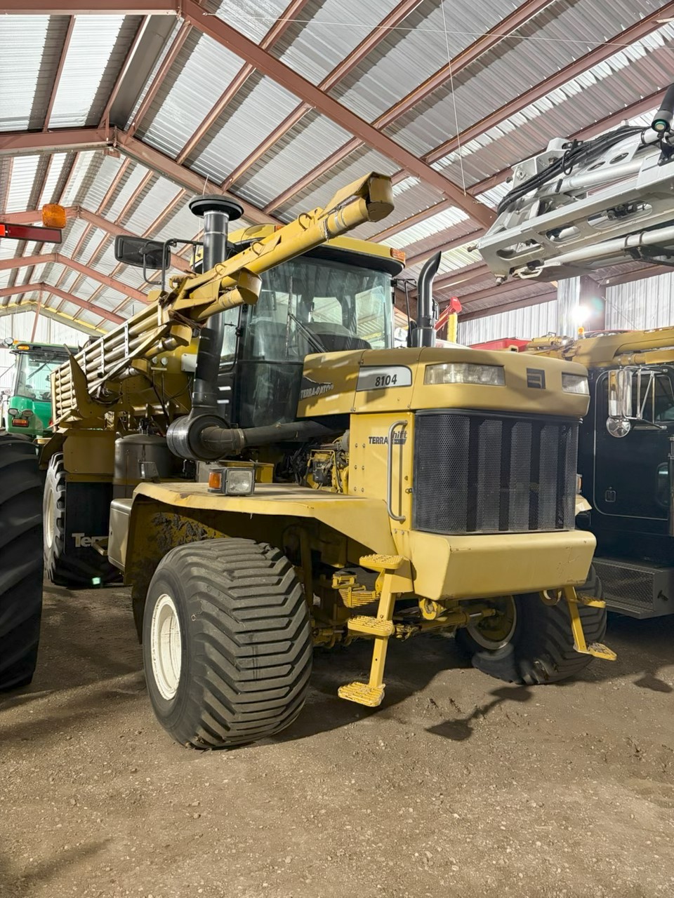 2002 TerraGator 8104 Floater