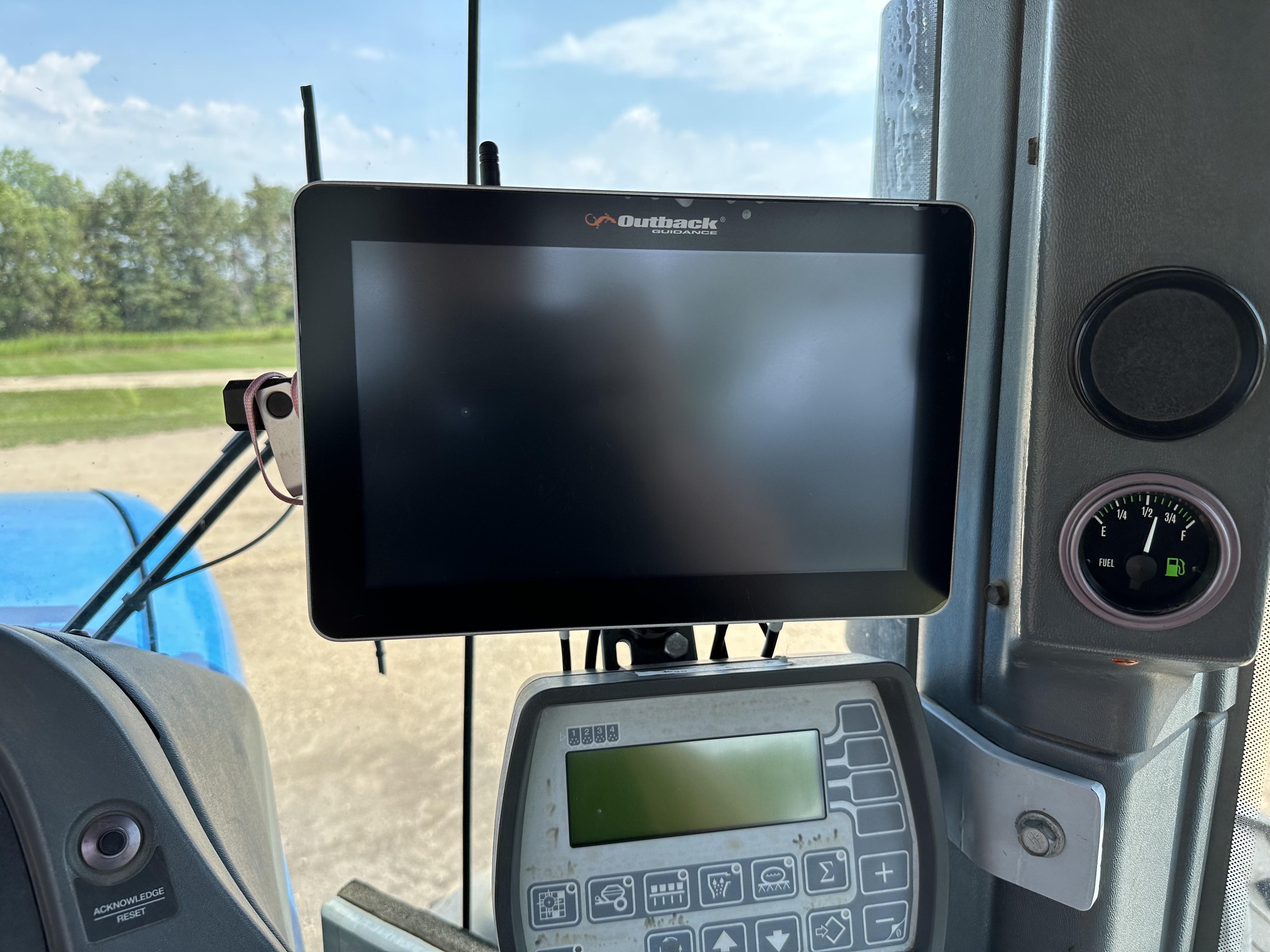 1998 New Holland 9882 Tractor