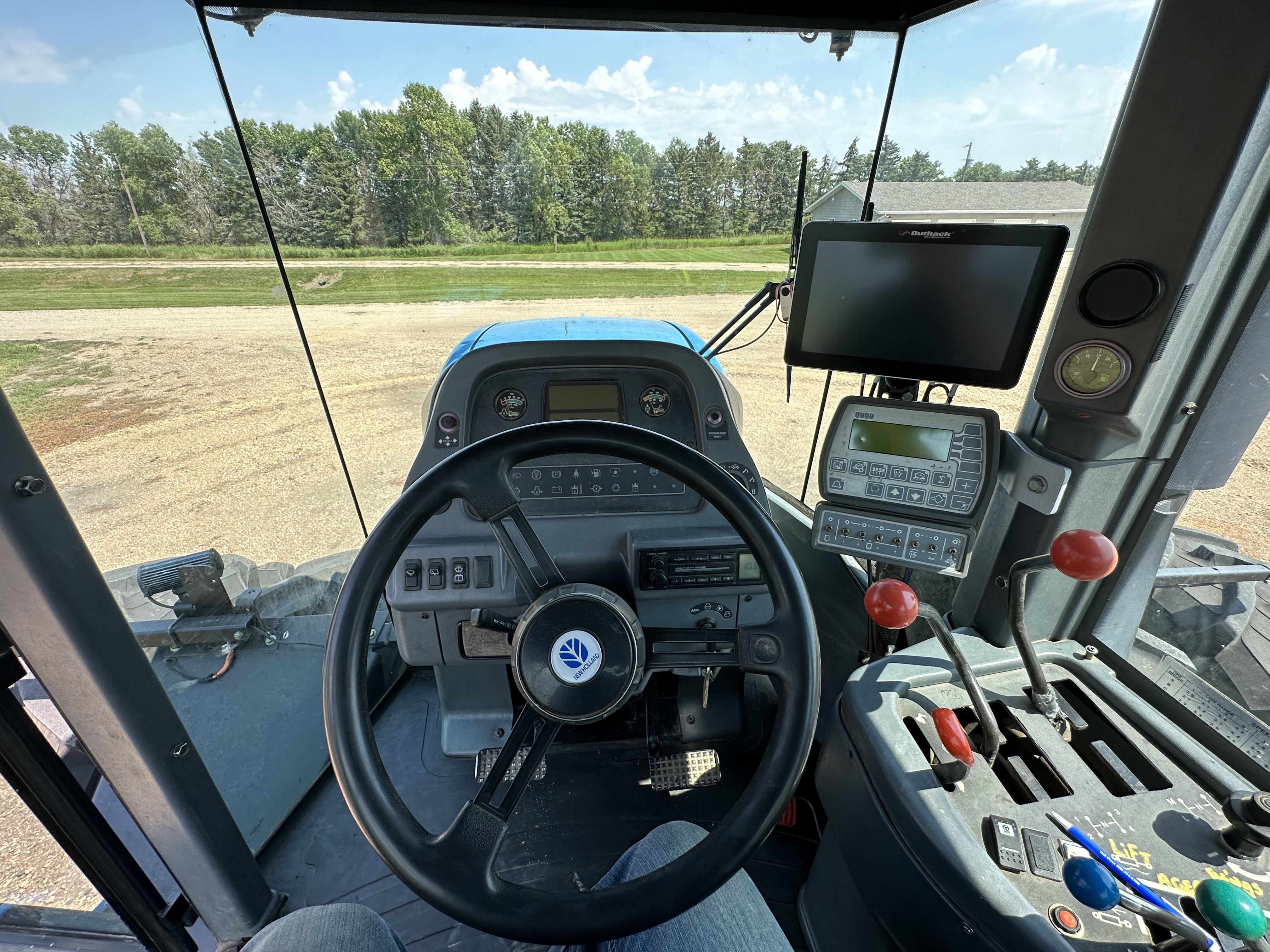 1998 New Holland 9882 Tractor