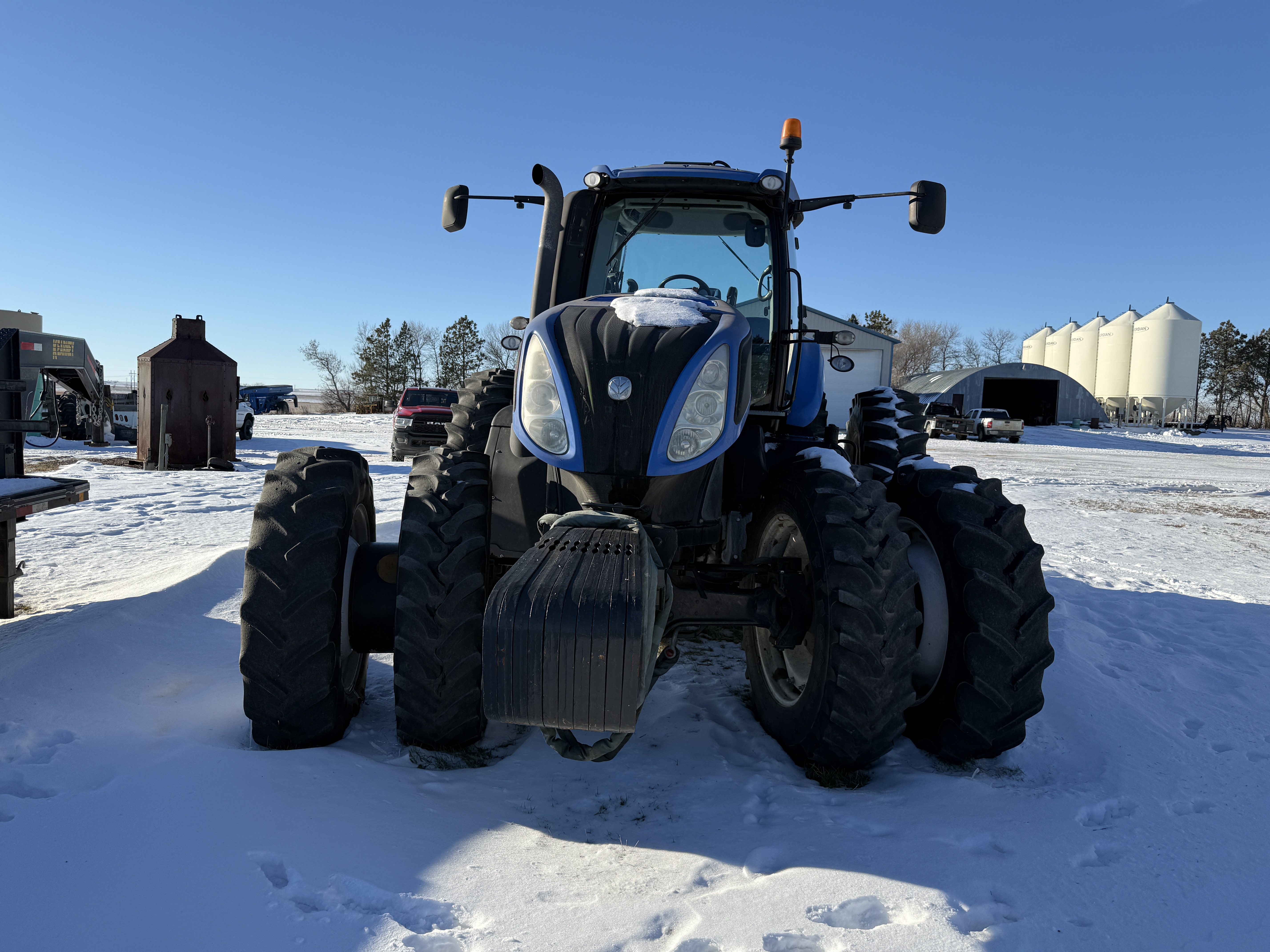 2012 New Holland T8.275 Tractor