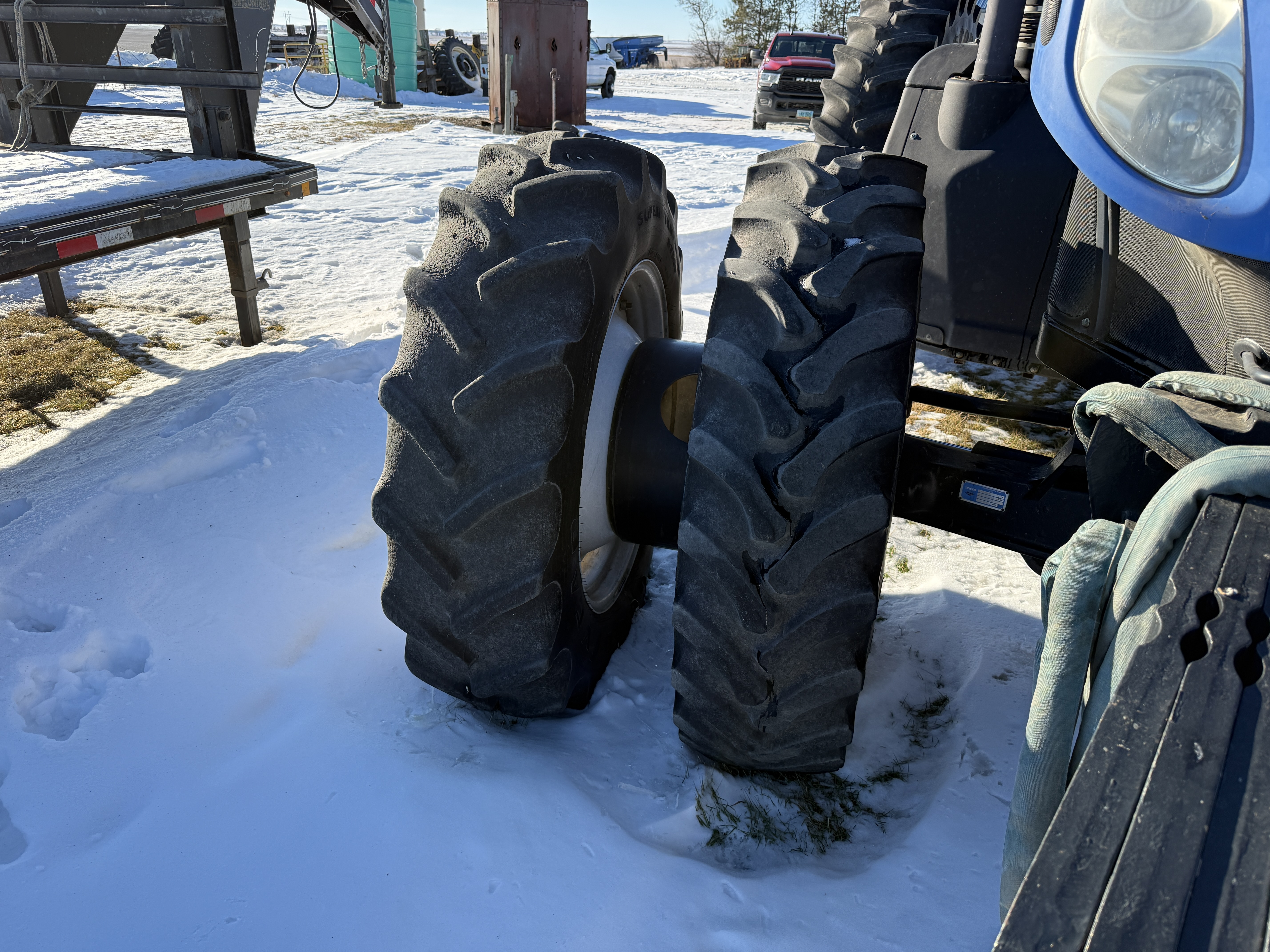 2012 New Holland T8.275 Tractor