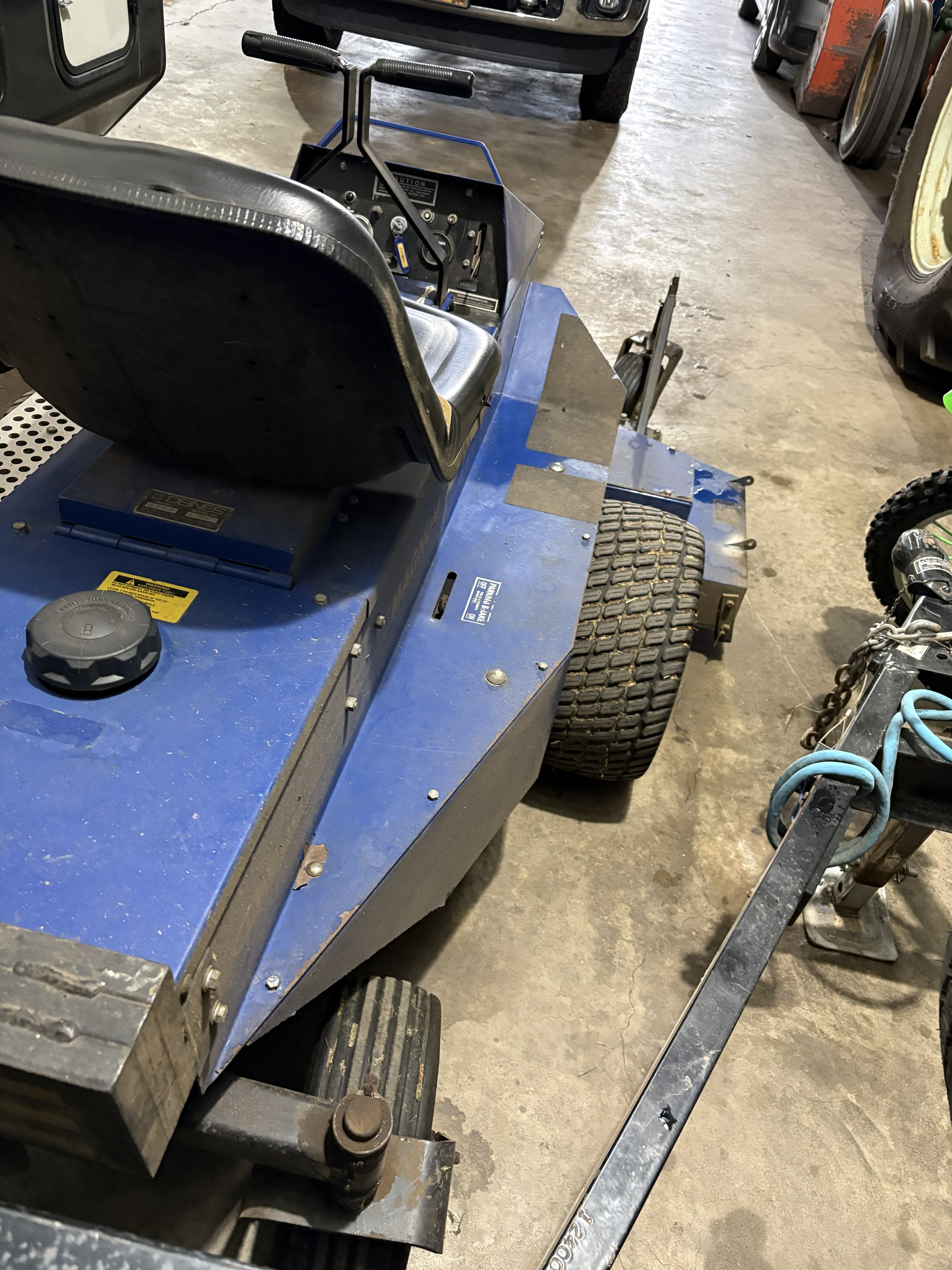 2011 Deines Magnum 2000 Mower/Front Deck