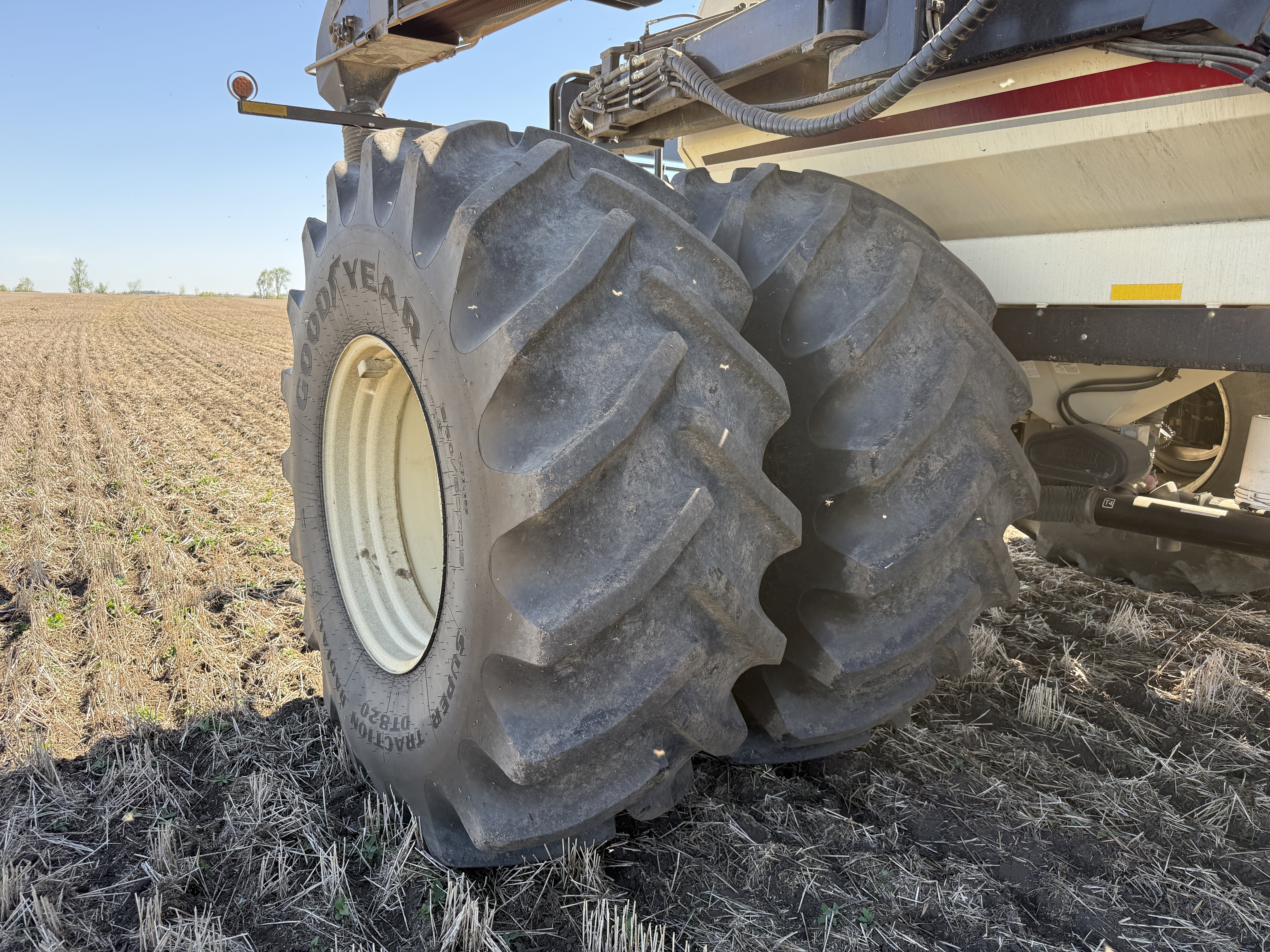 2020 Bourgault 3320-76 Air Seeder