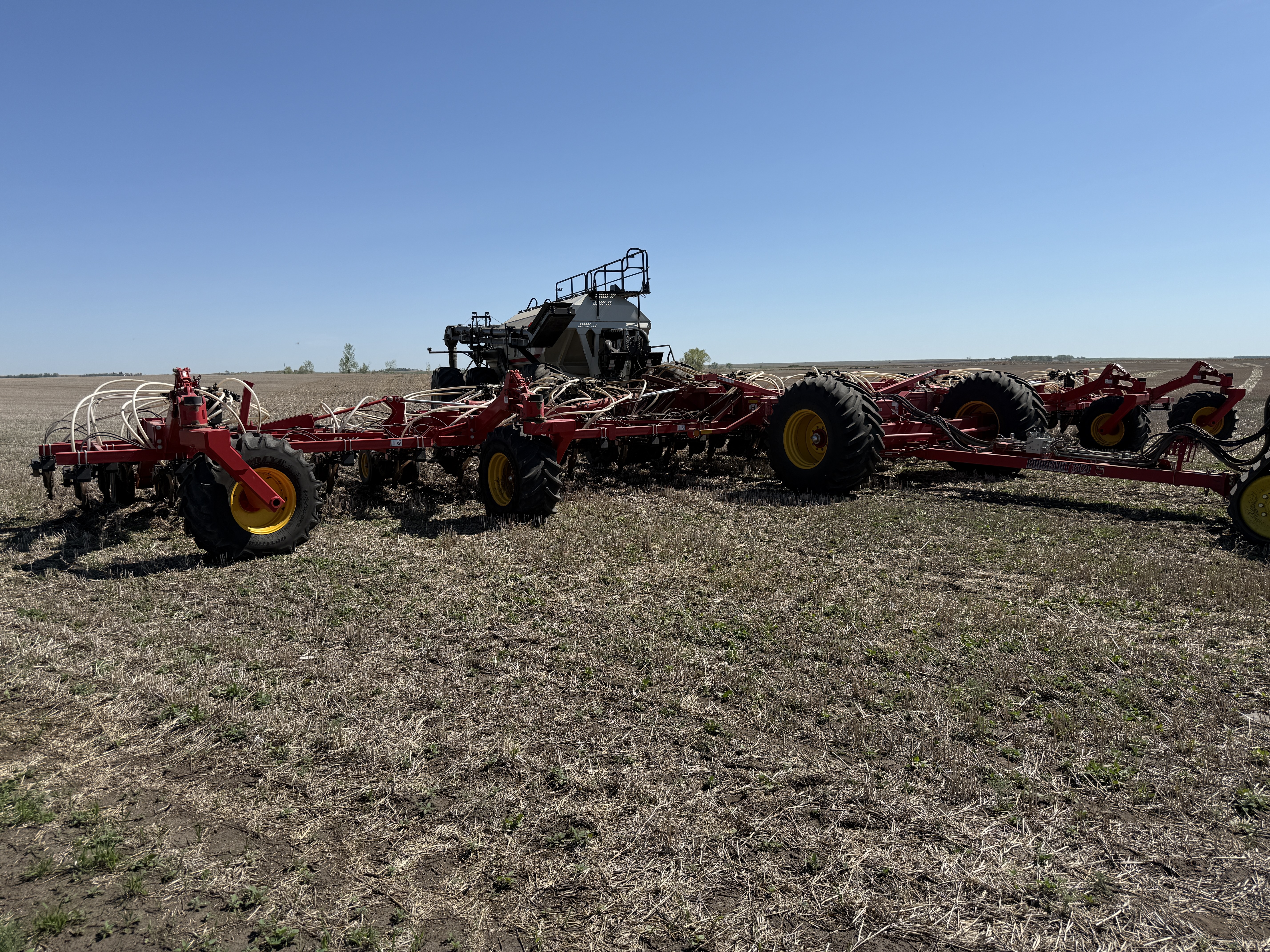 2020 Bourgault 3320-76 Air Seeder