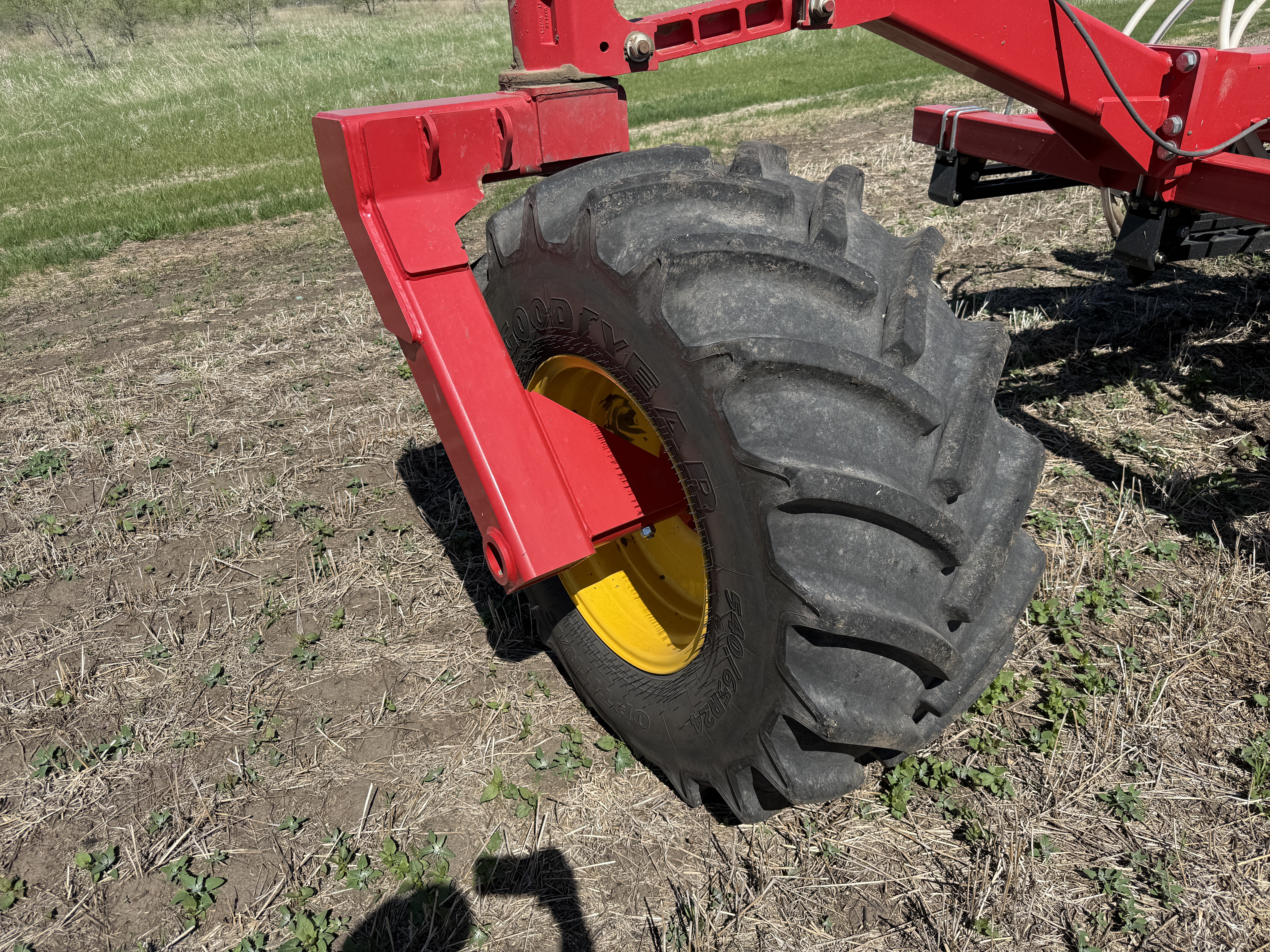 2020 Bourgault 3320-76 Air Seeder