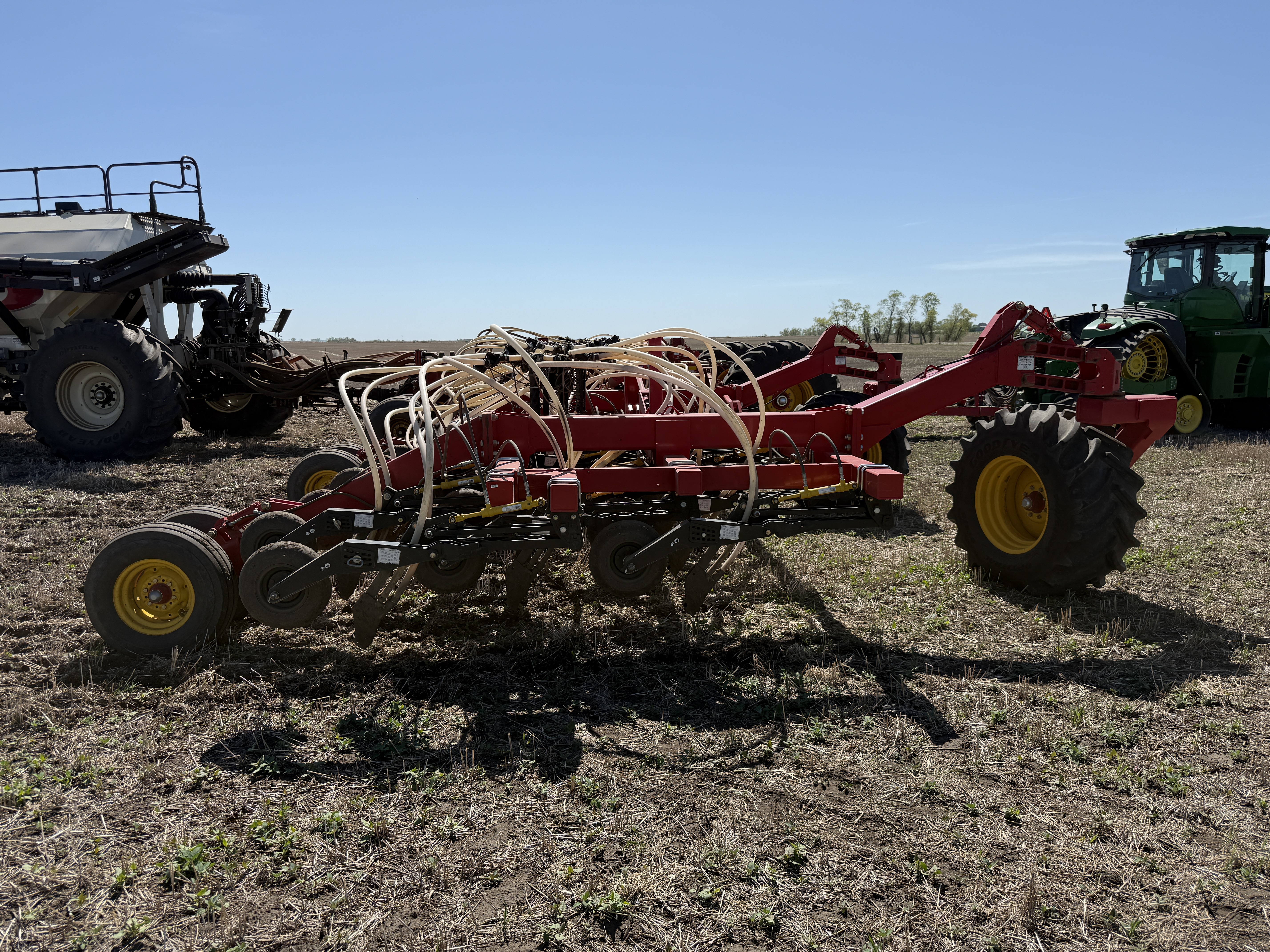 2020 Bourgault 3320-76 Air Seeder