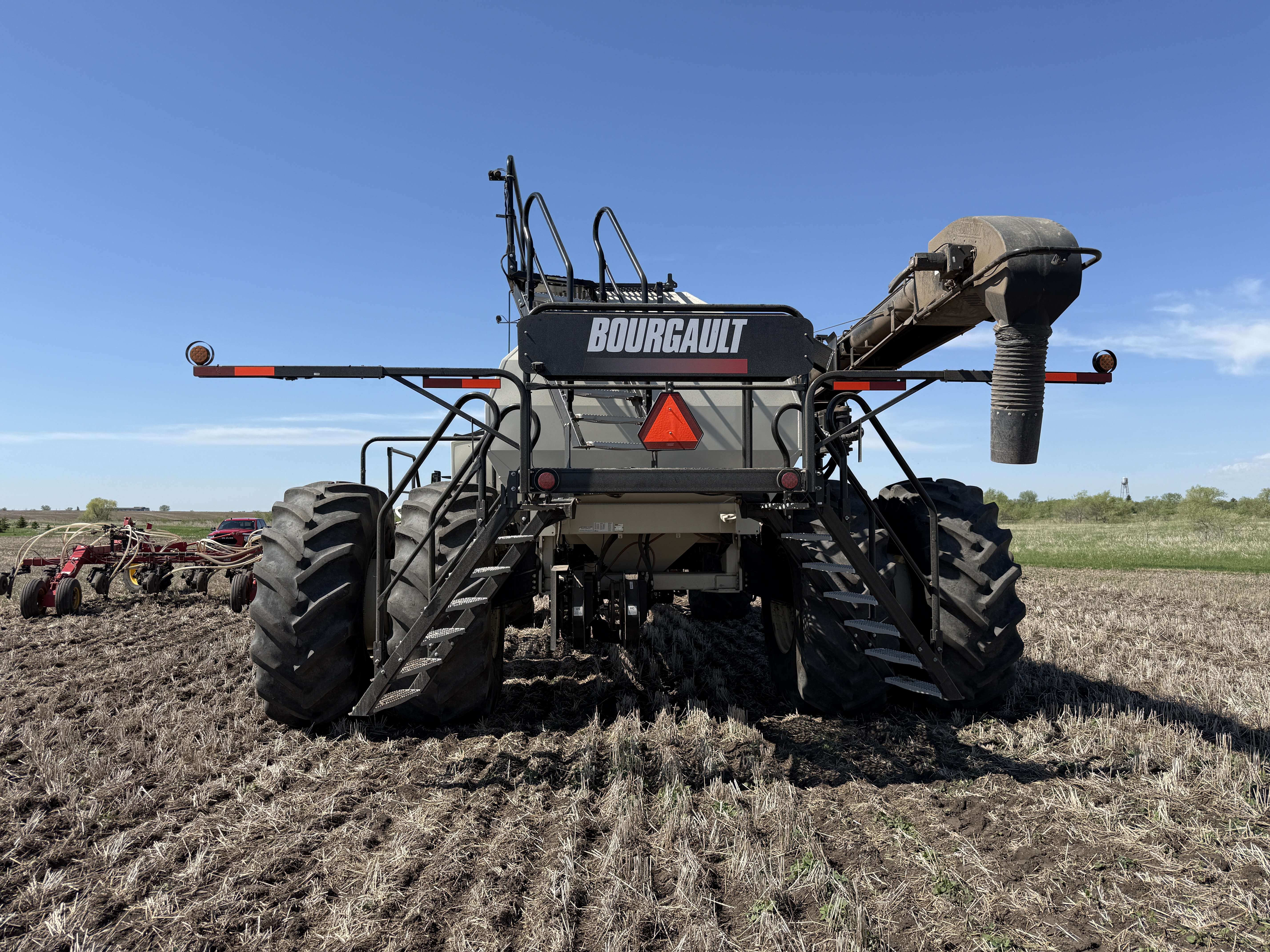 2020 Bourgault 3320-76 Air Seeder