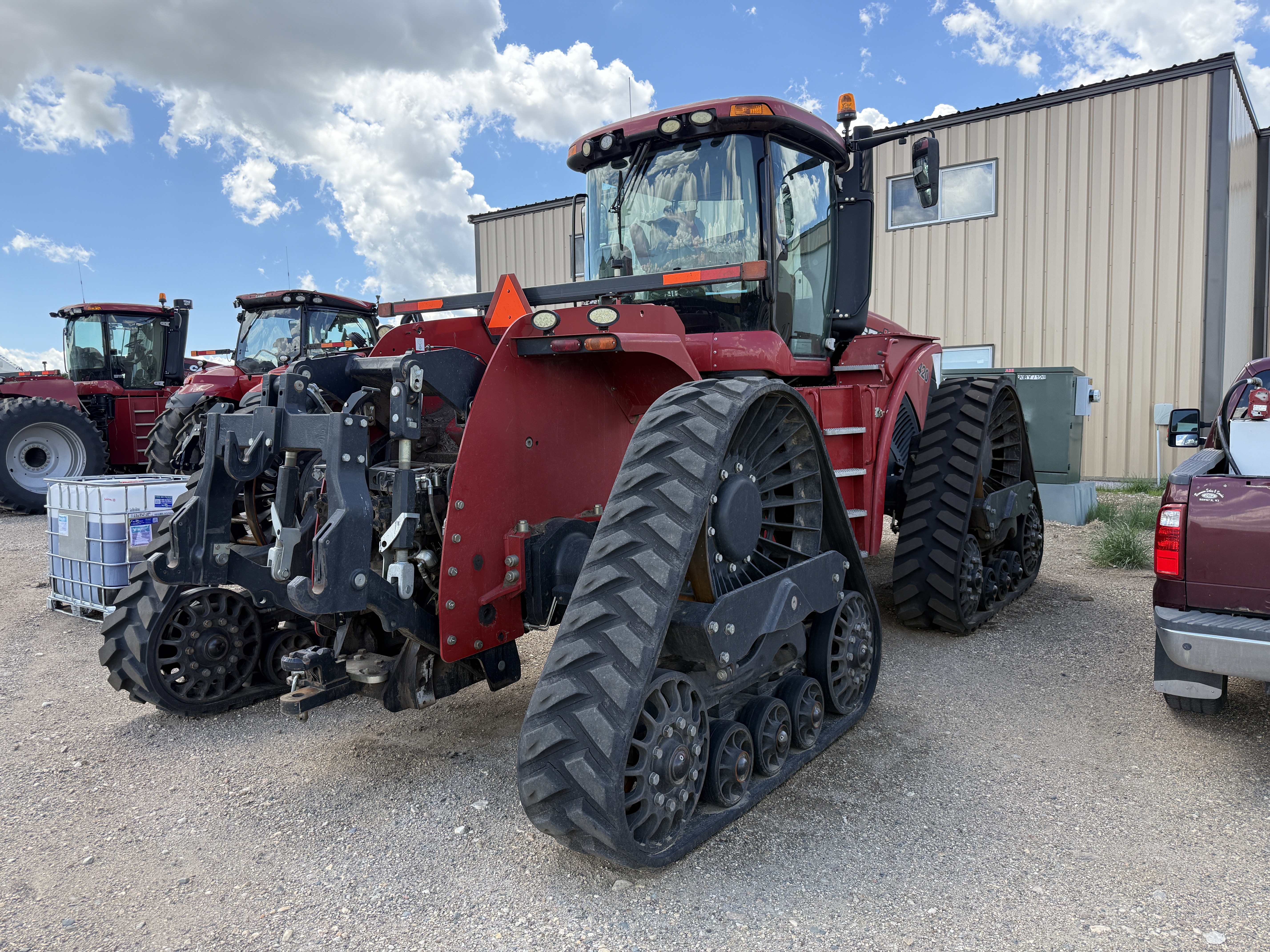 2017 Case IH Steiger 420 Rowtrac Tractor