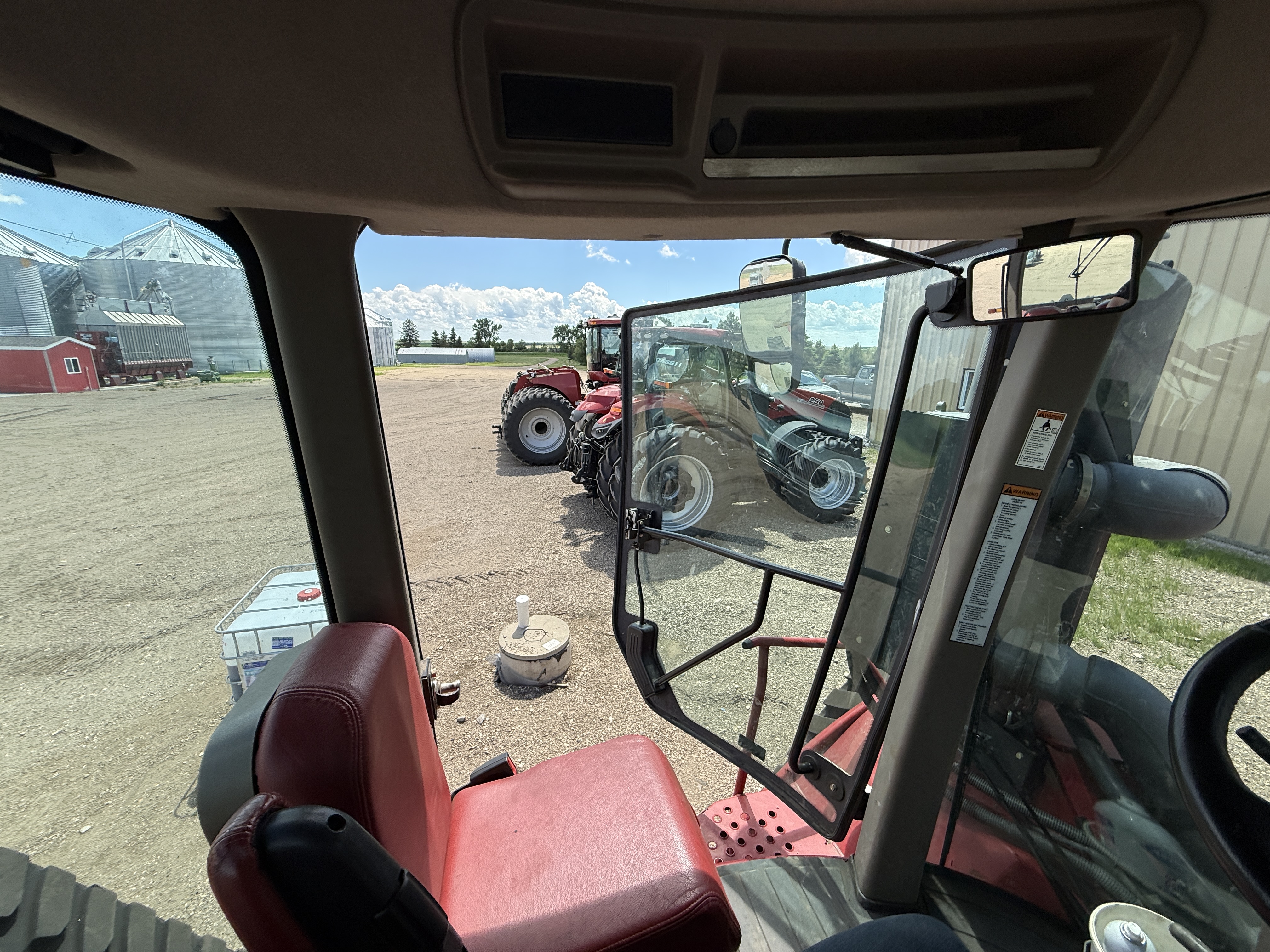 2017 Case IH Steiger 420 Rowtrac Tractor
