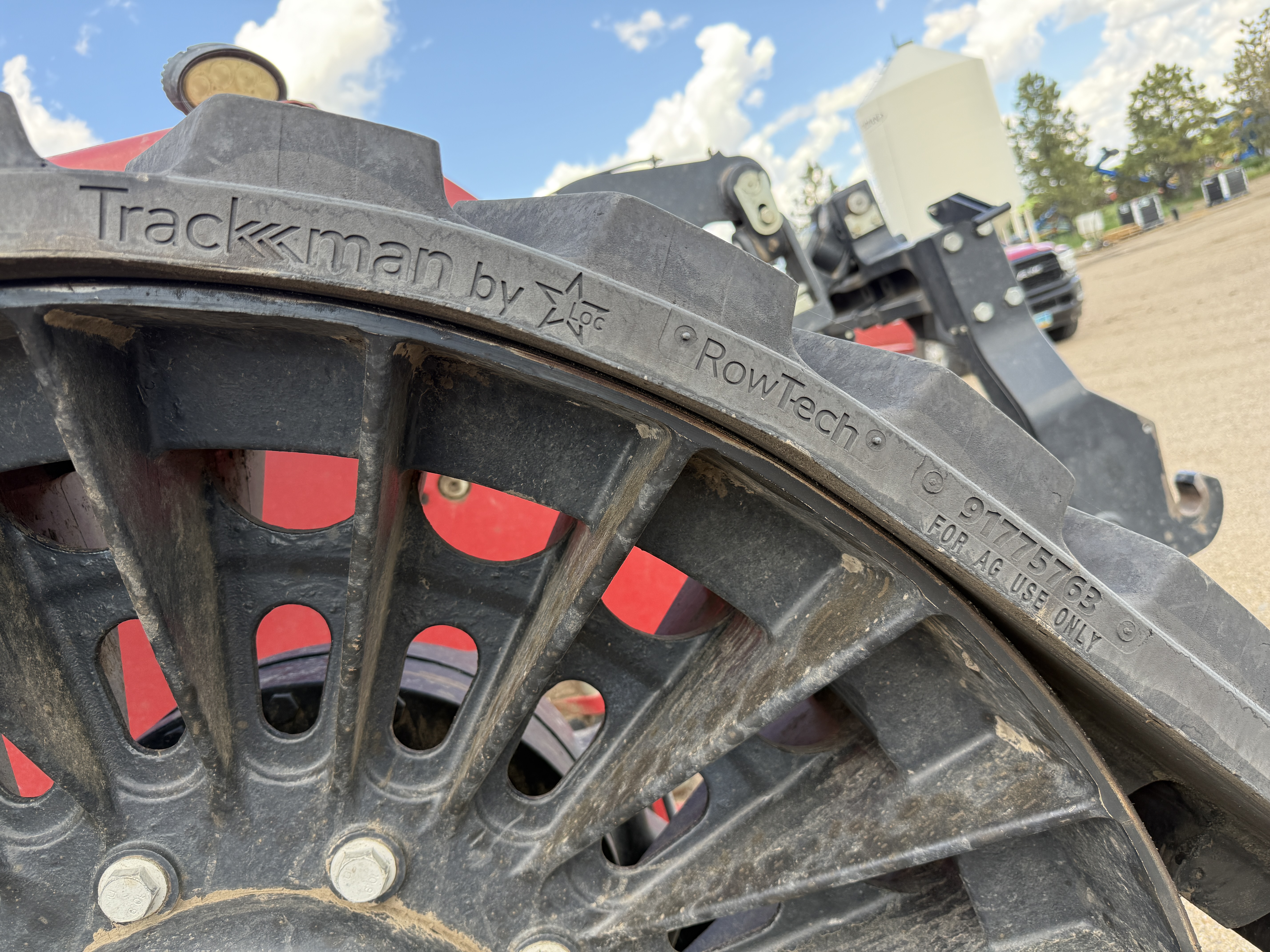2017 Case IH Steiger 420 Rowtrac Tractor