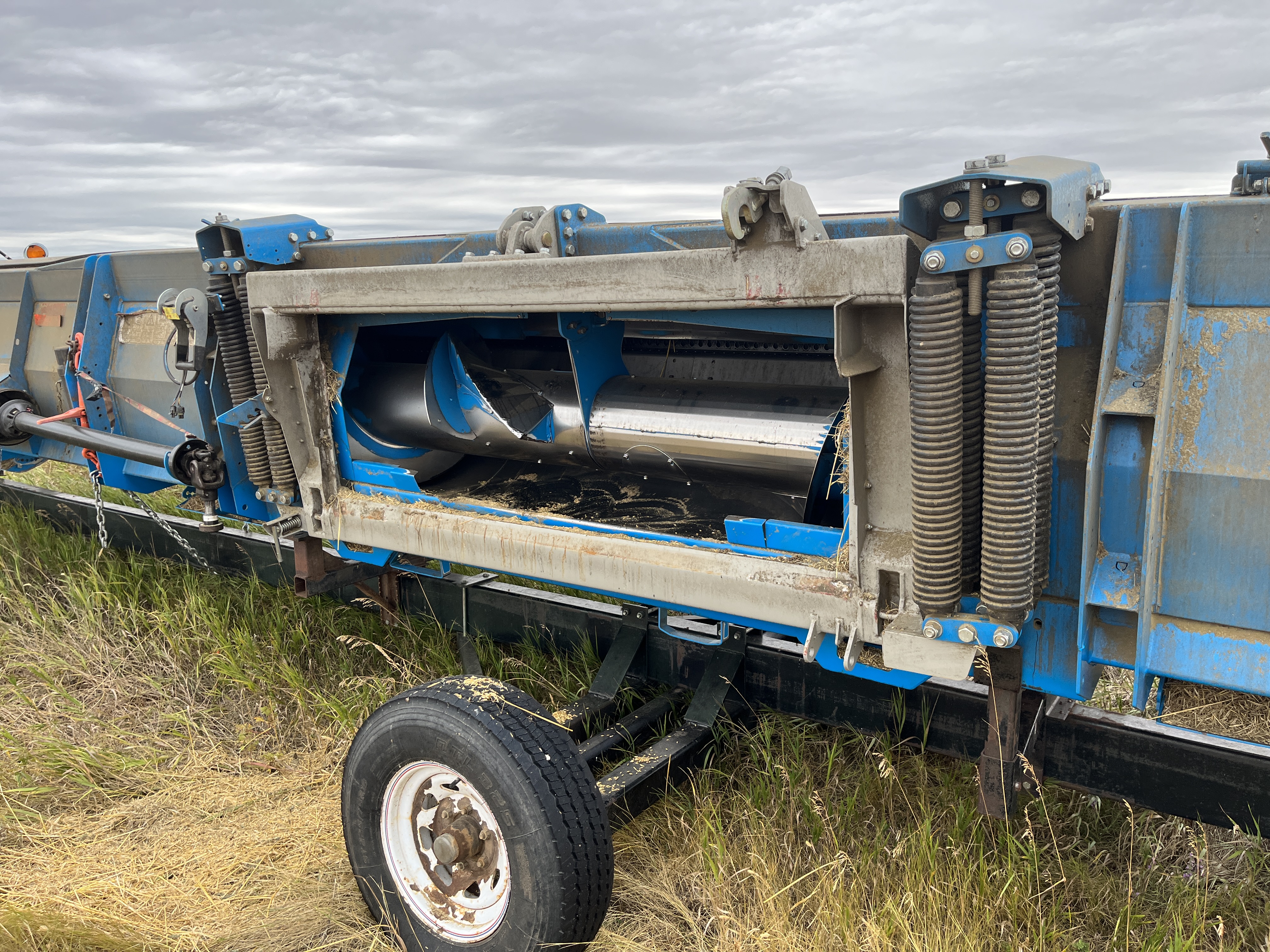 2017 Shelbourne XCV36 Header Rigid