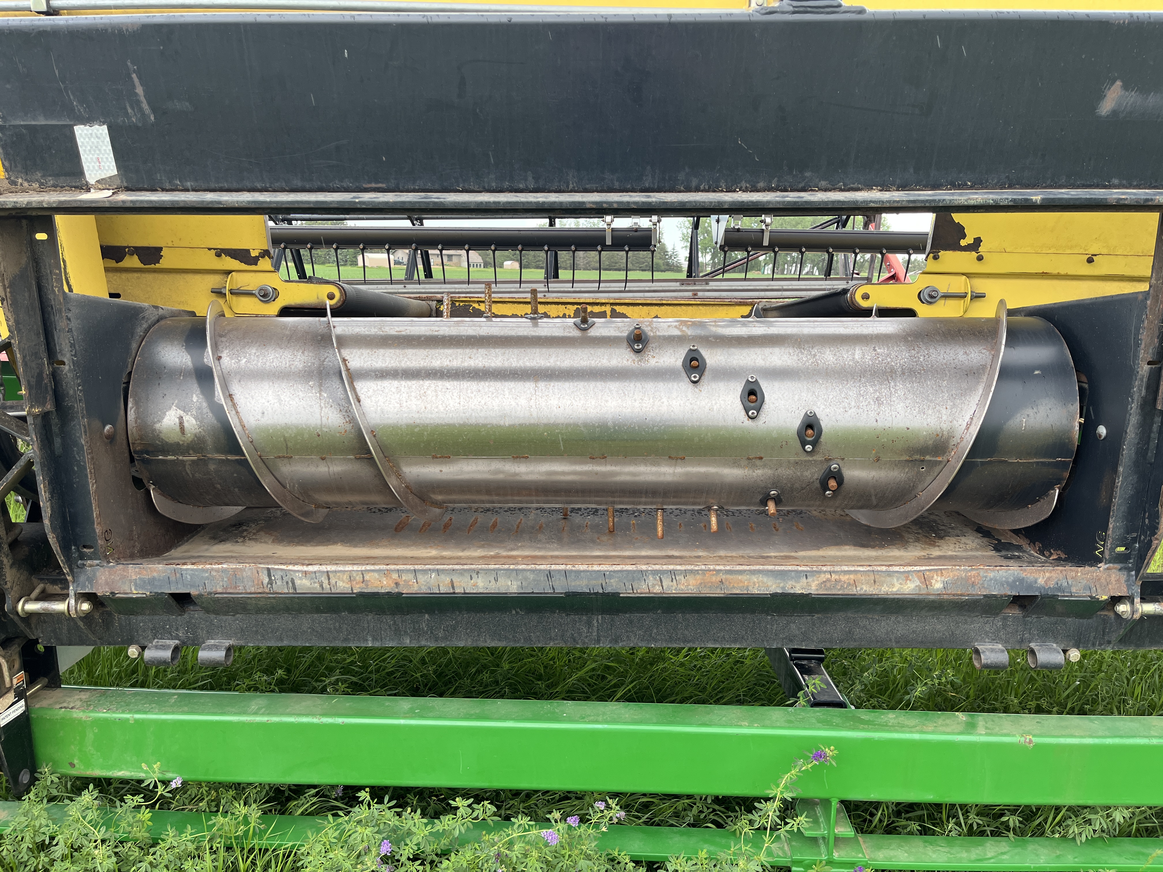 2003 Honey Bee SP39 Header Draper