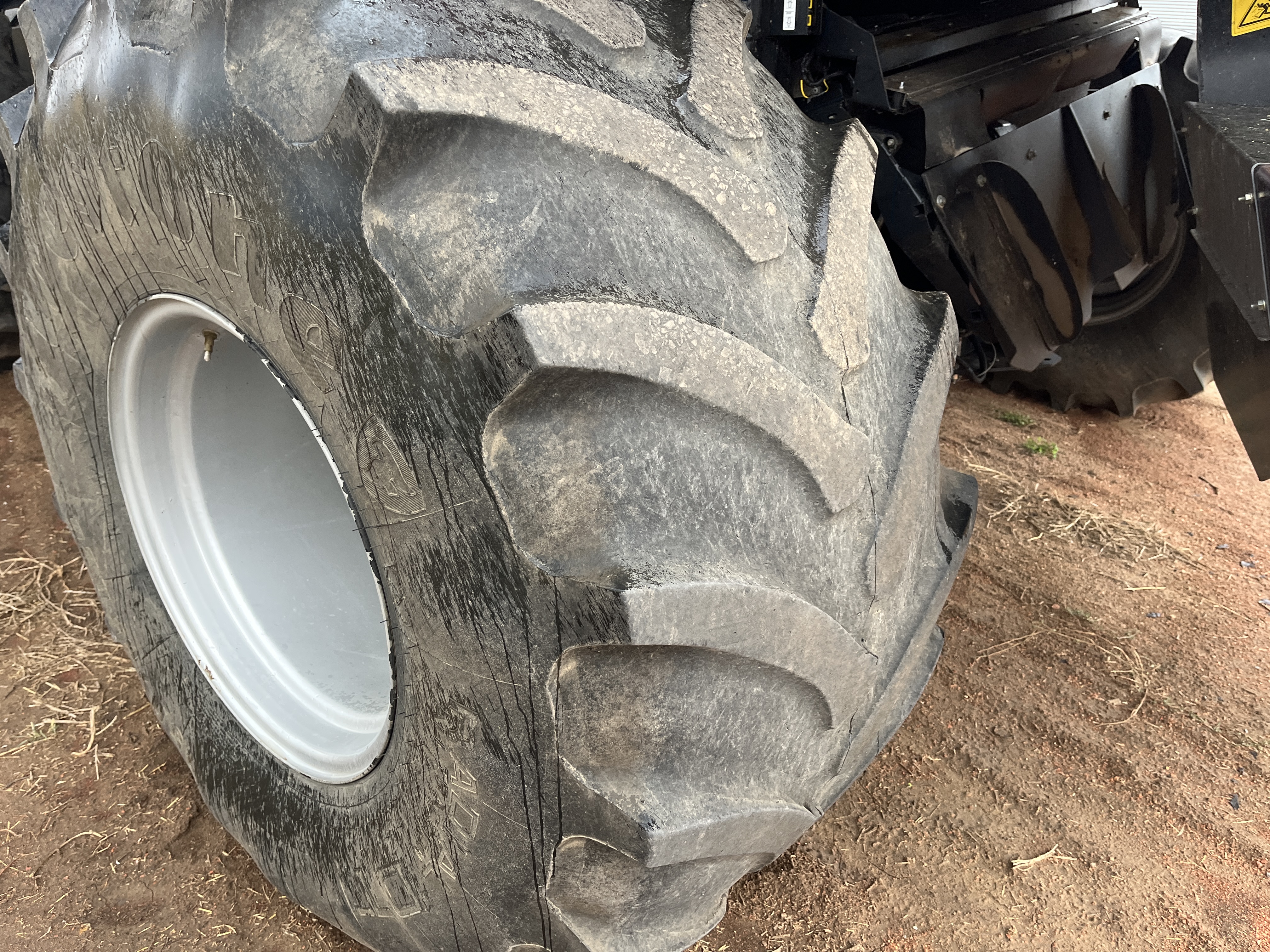 2015 Case IH AF8240 Combine