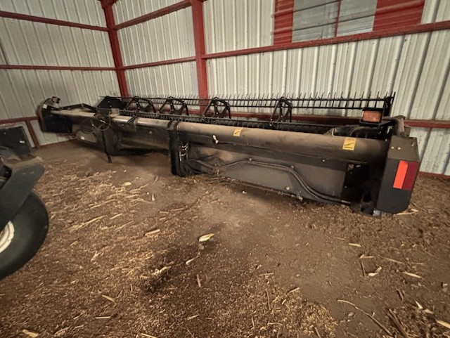 2002 MacDon 2952 Windrower