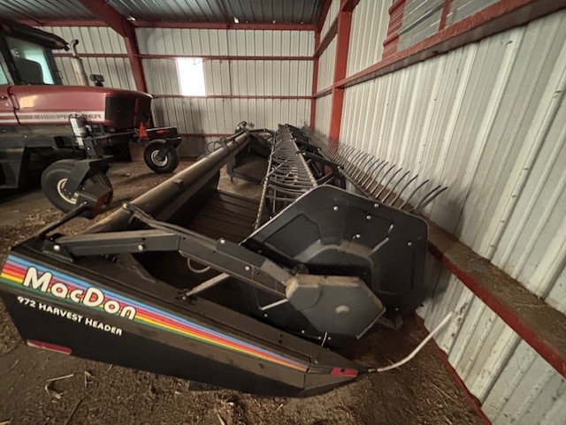 2002 MacDon 972 Header Draper