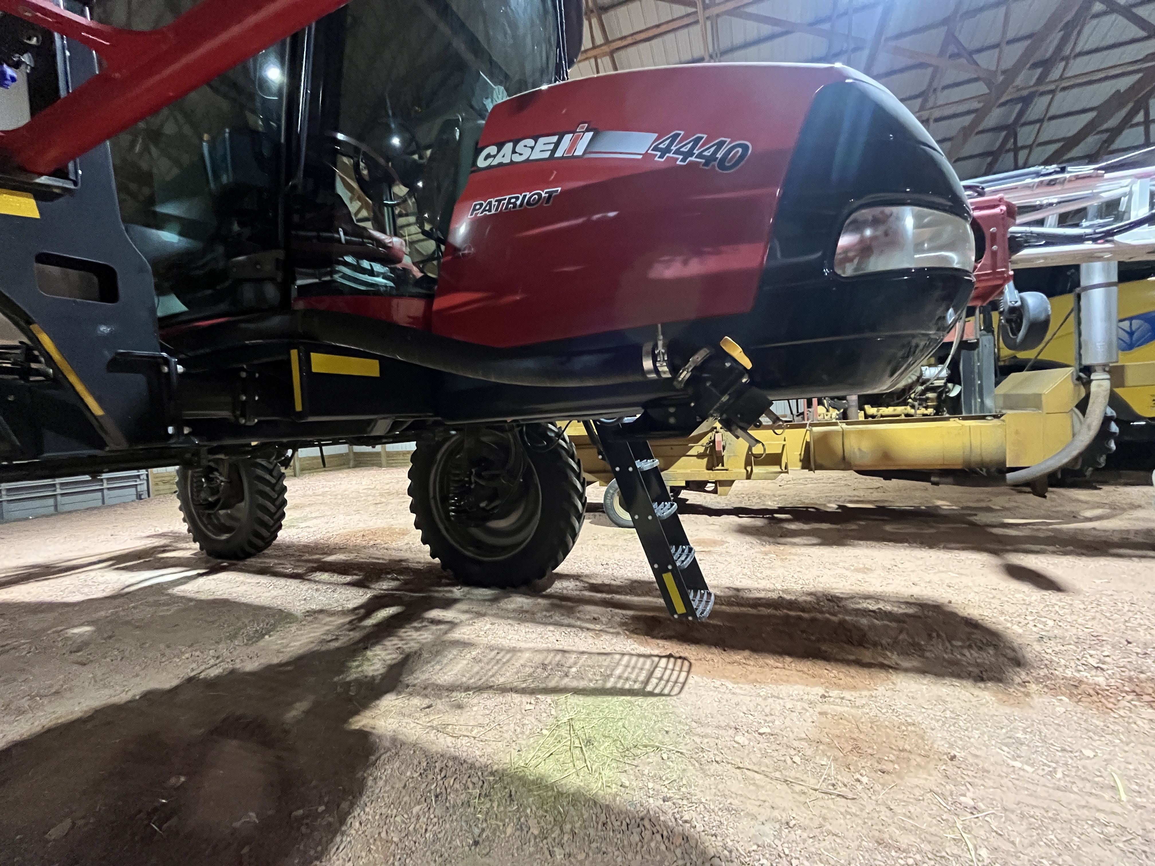 2020 Case IH Patriot 4440 Sprayer/High Clearance