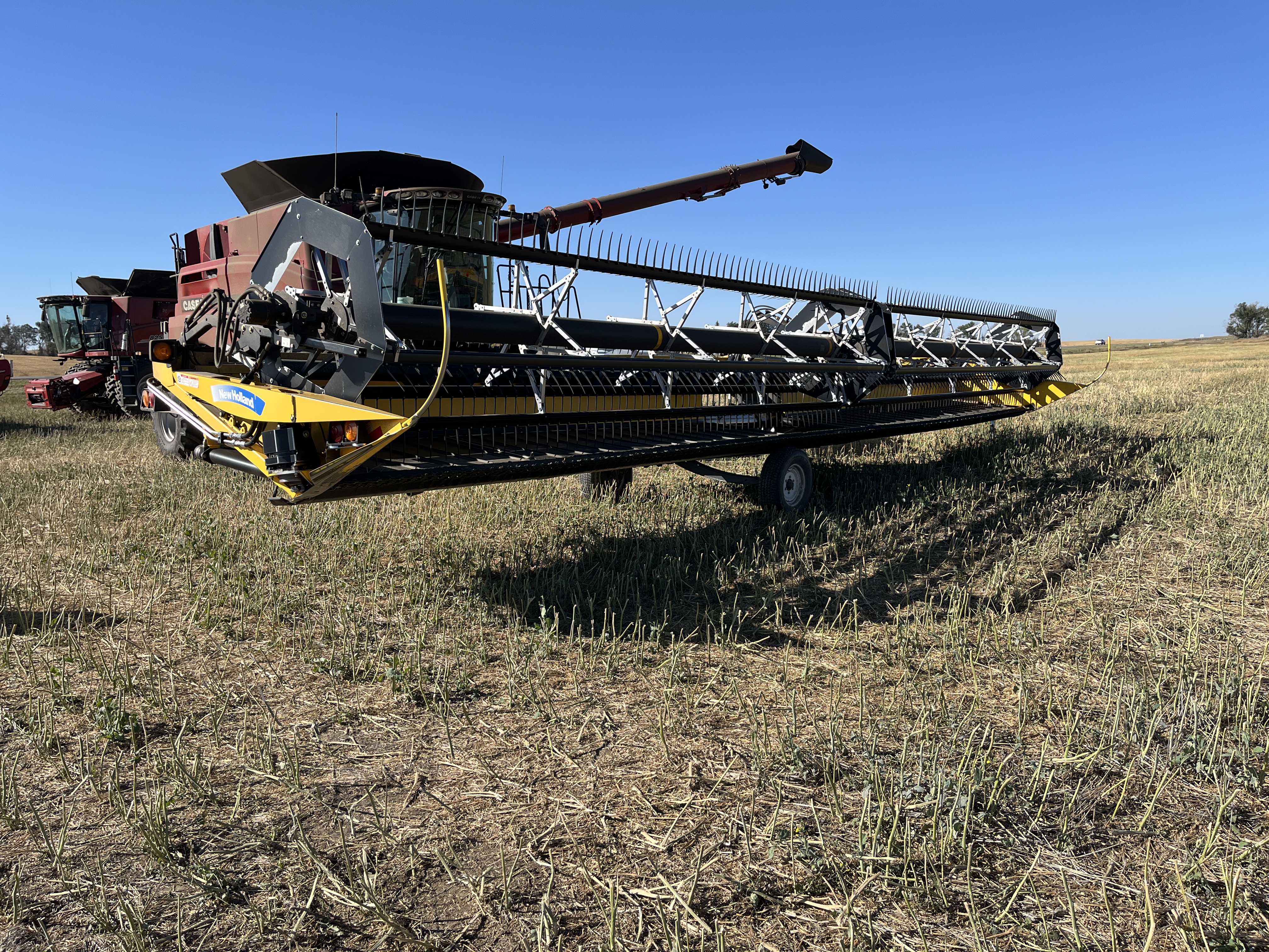 2010 New Holland 94C Header Draper