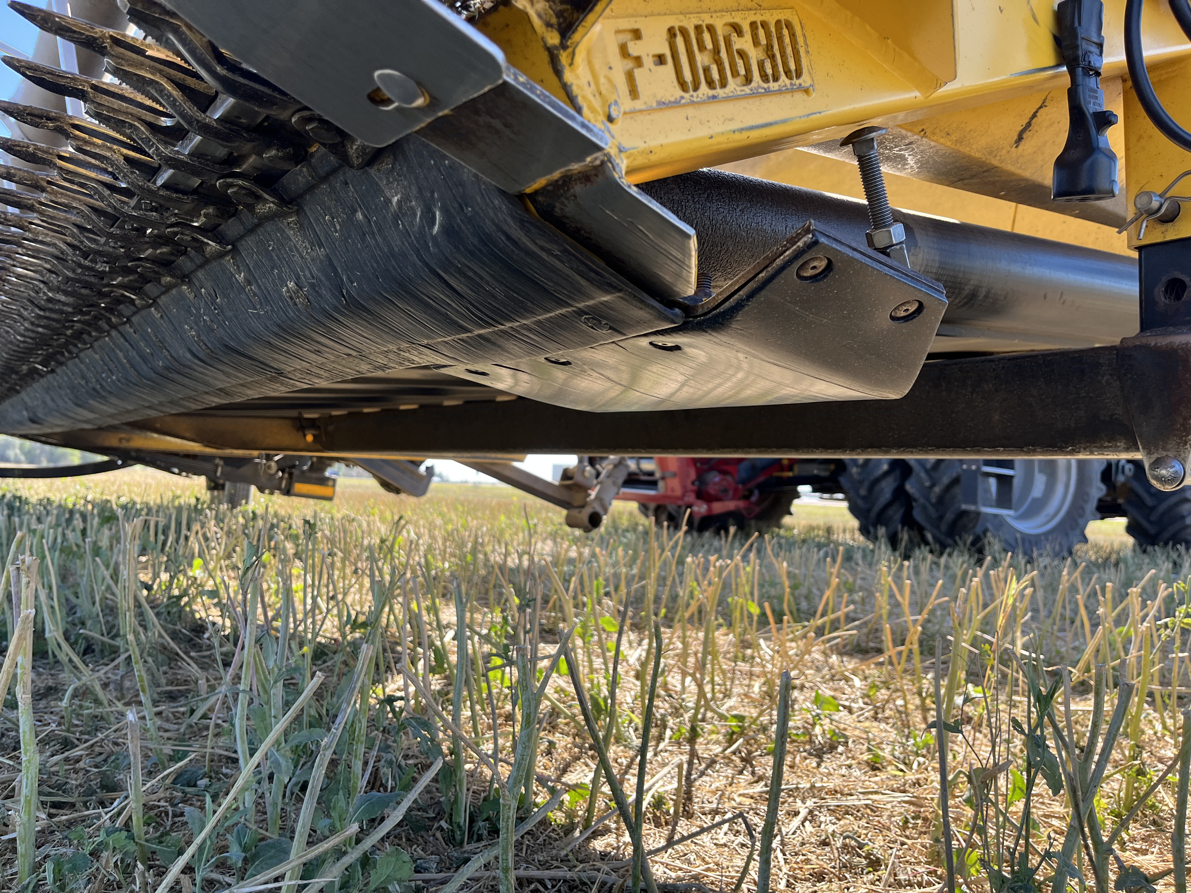 2010 New Holland 94C Header Draper