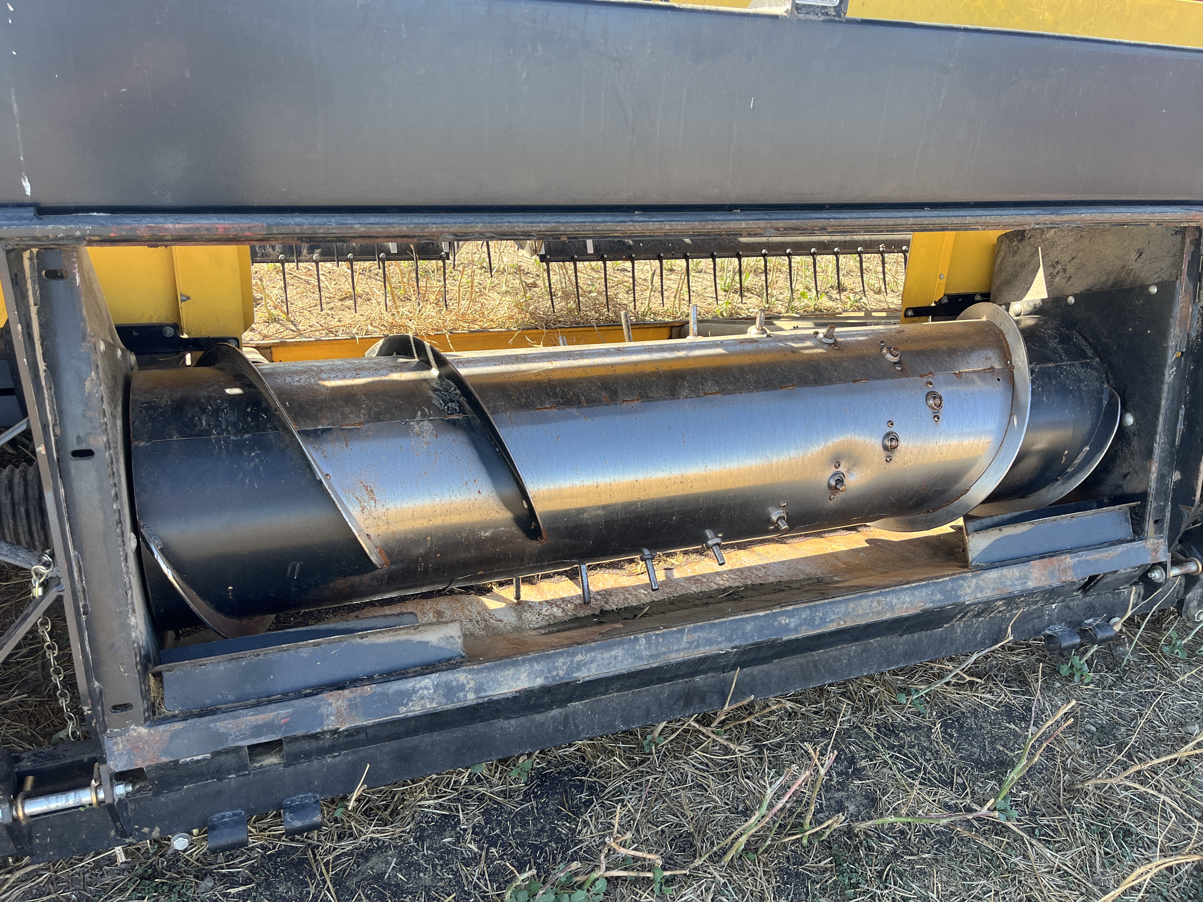 2012 New Holland 94C Header Draper