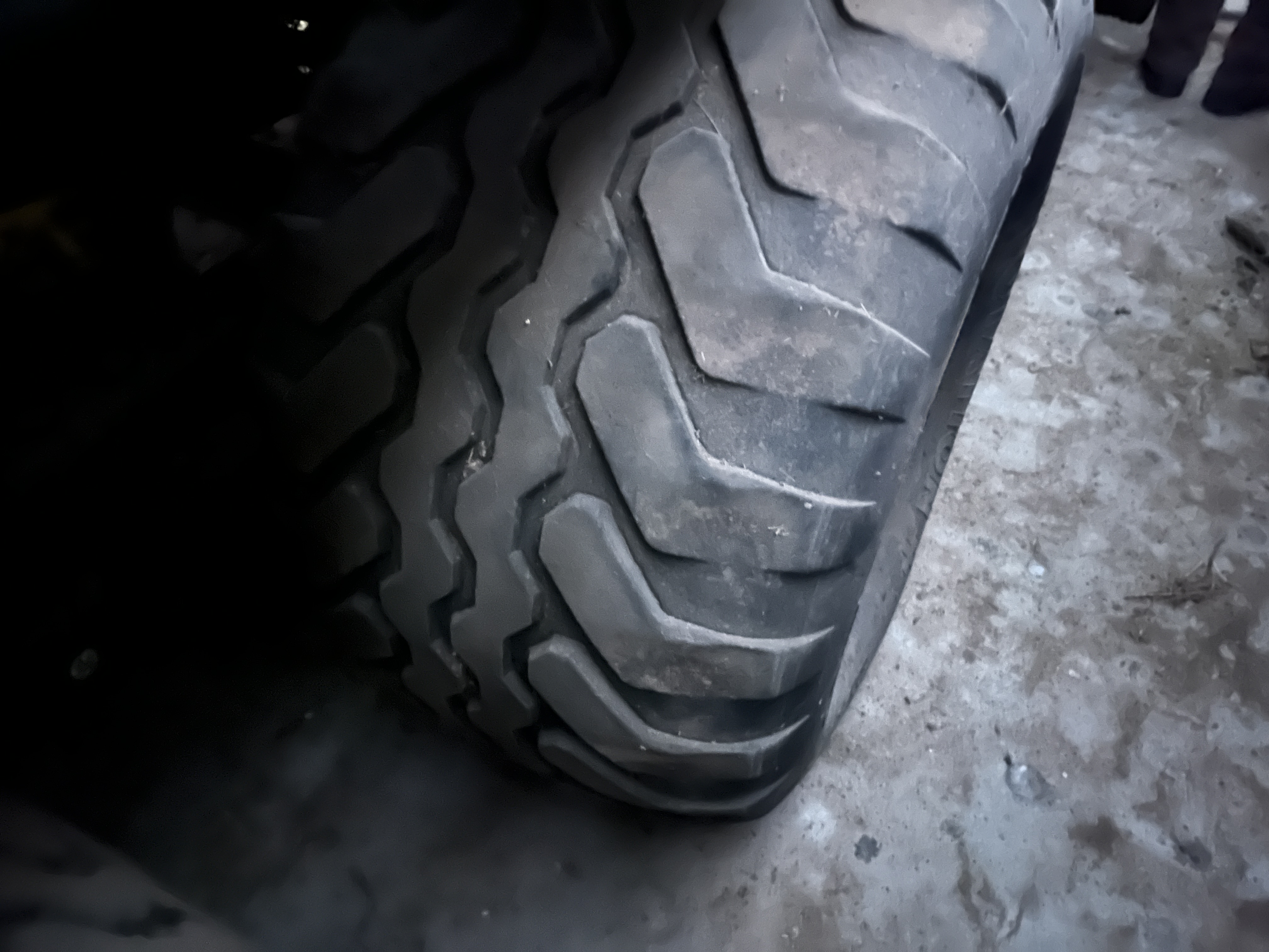 2010 New Holland BB9080 Baler/Square