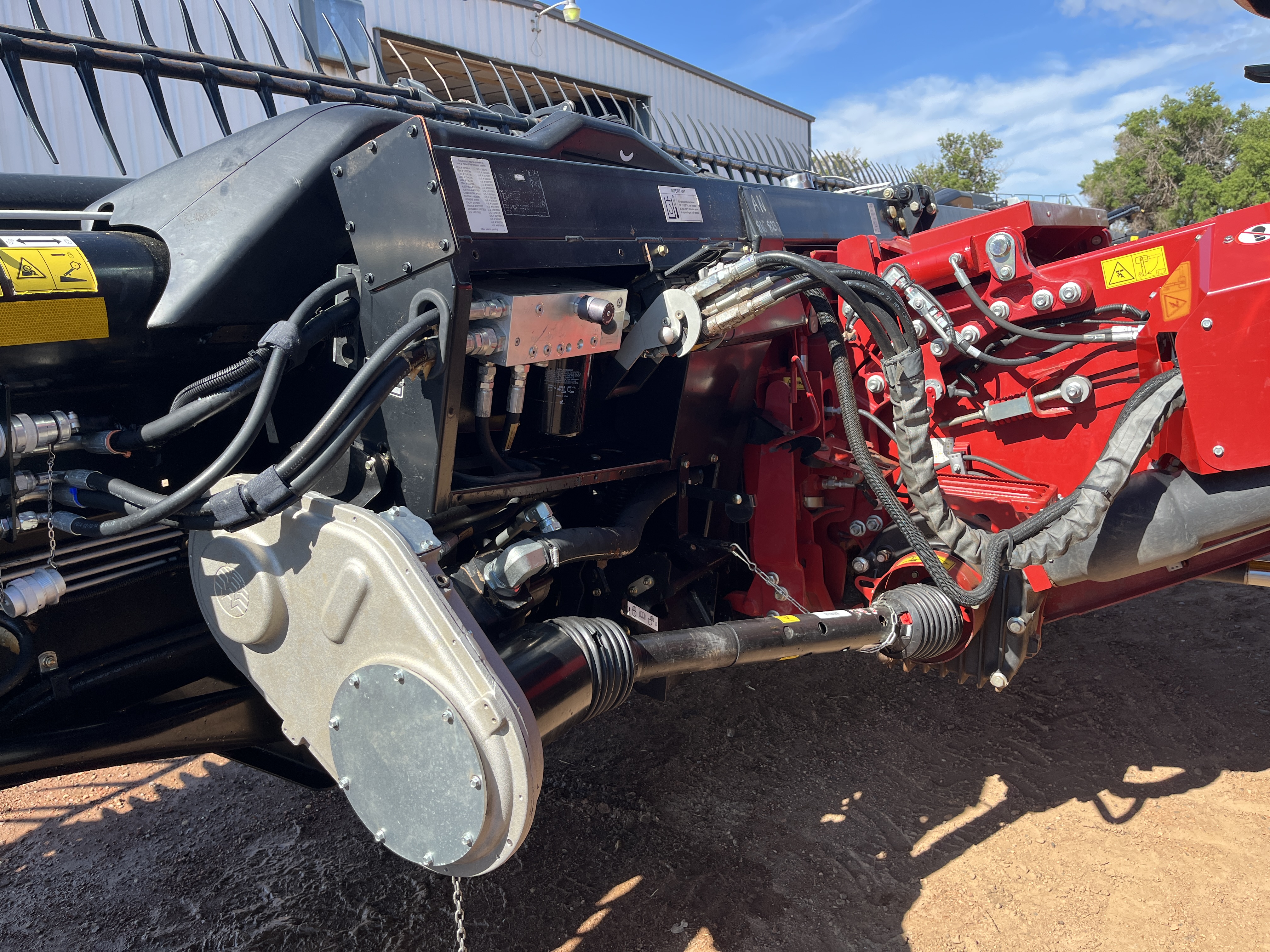 2014 MacDon FD75 Header Draper